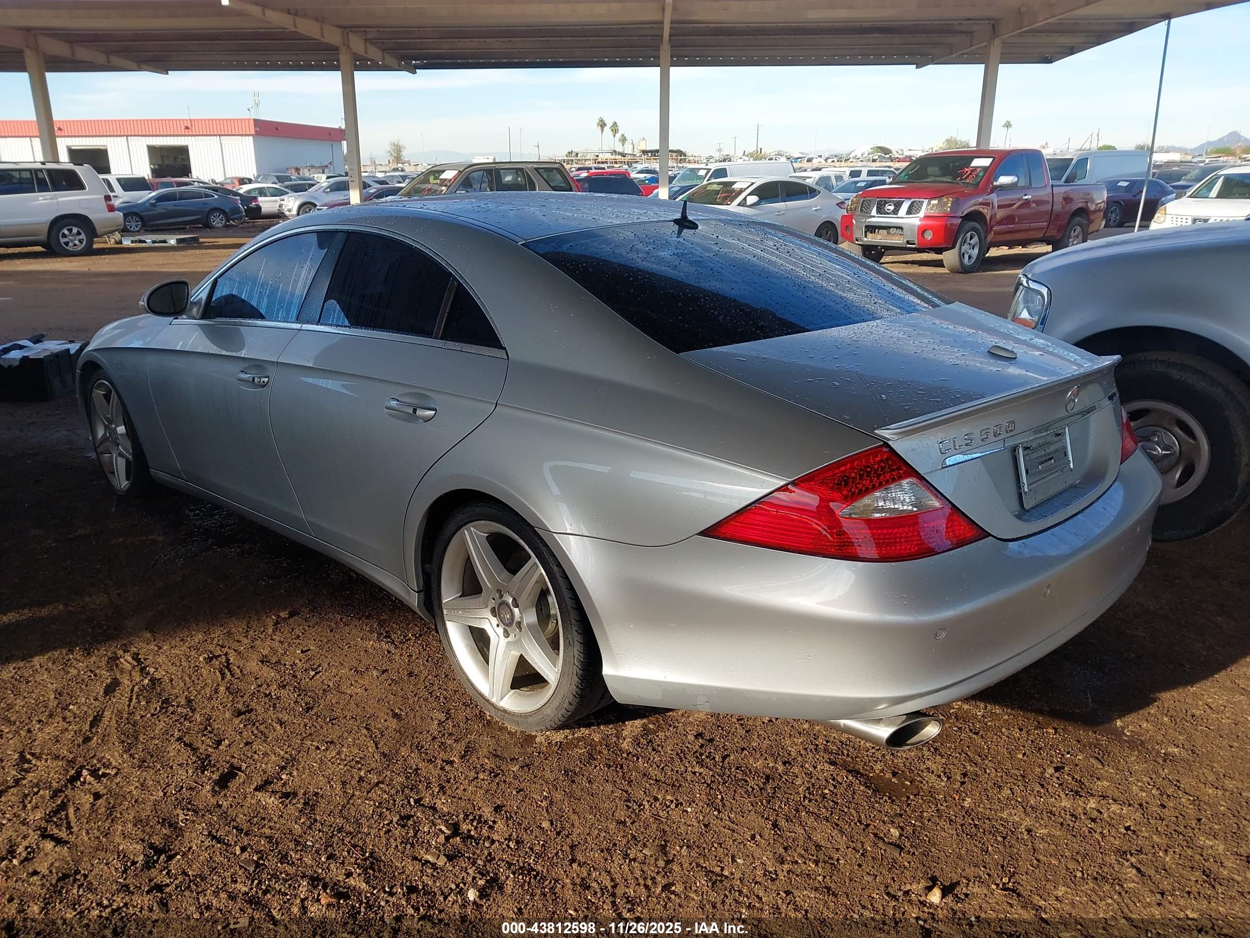 MERCEDES-BENZ CLS image 3