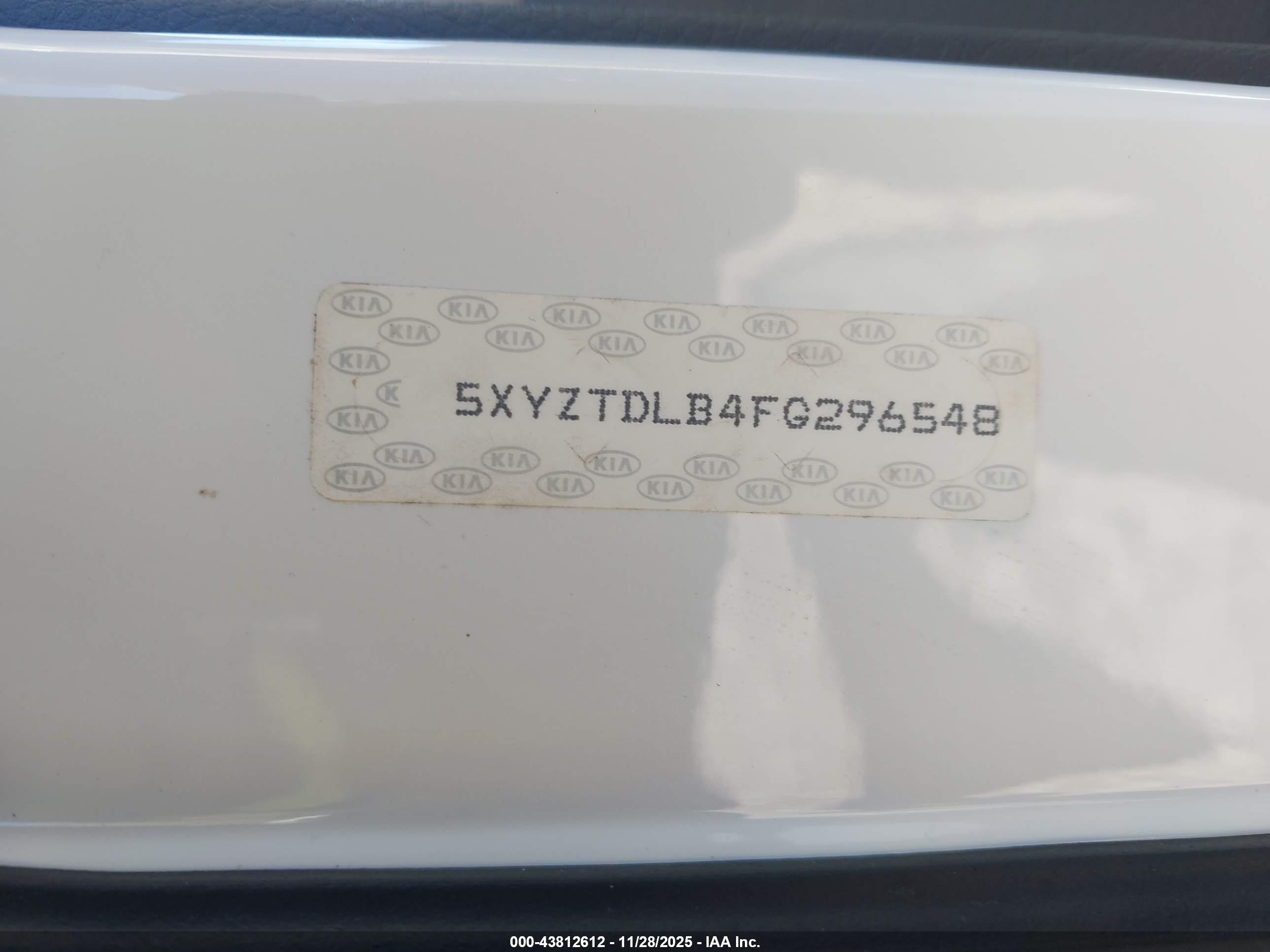 HYUNDAI SANTA image 9