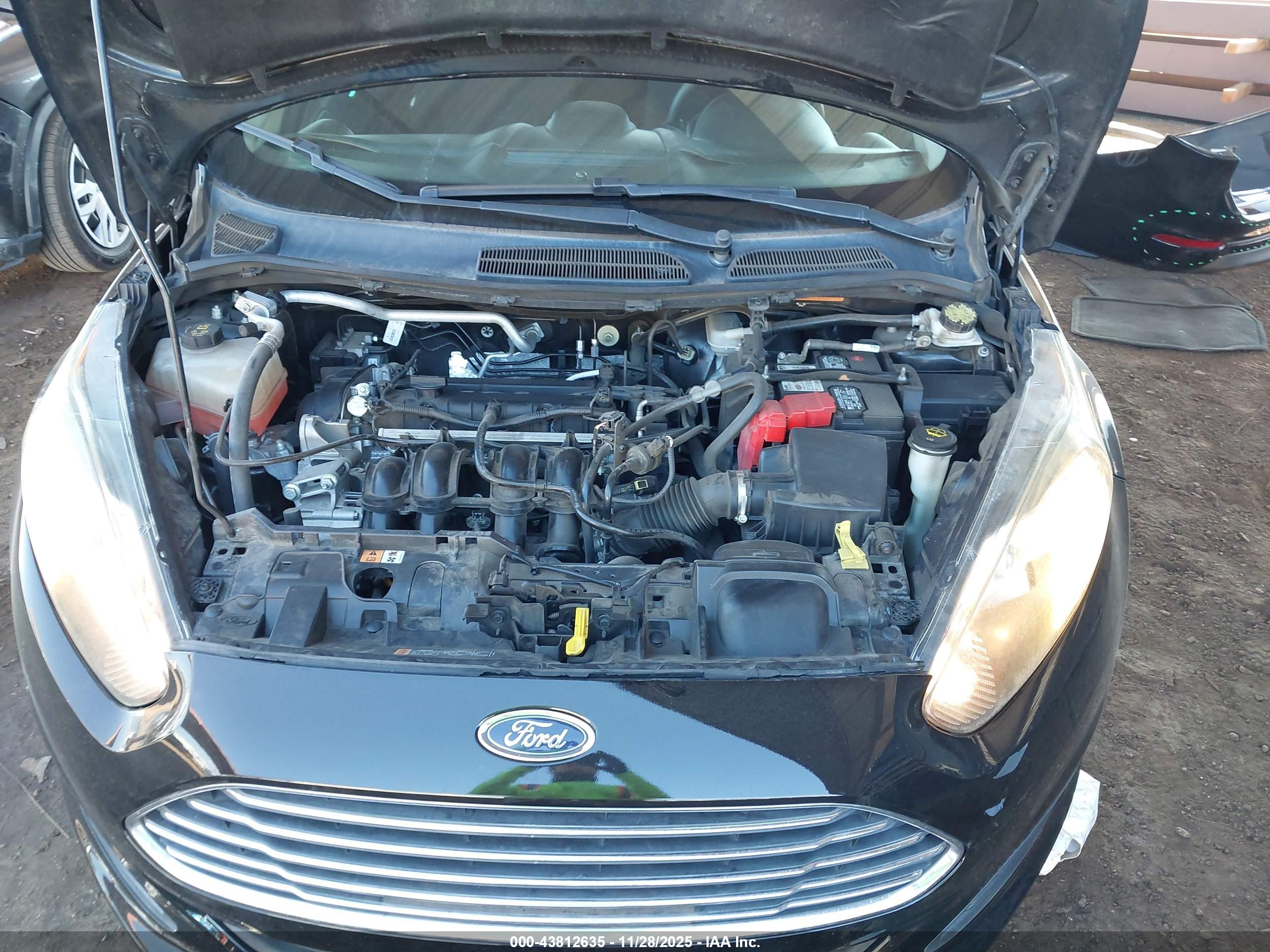 FORD FIESTA image 10