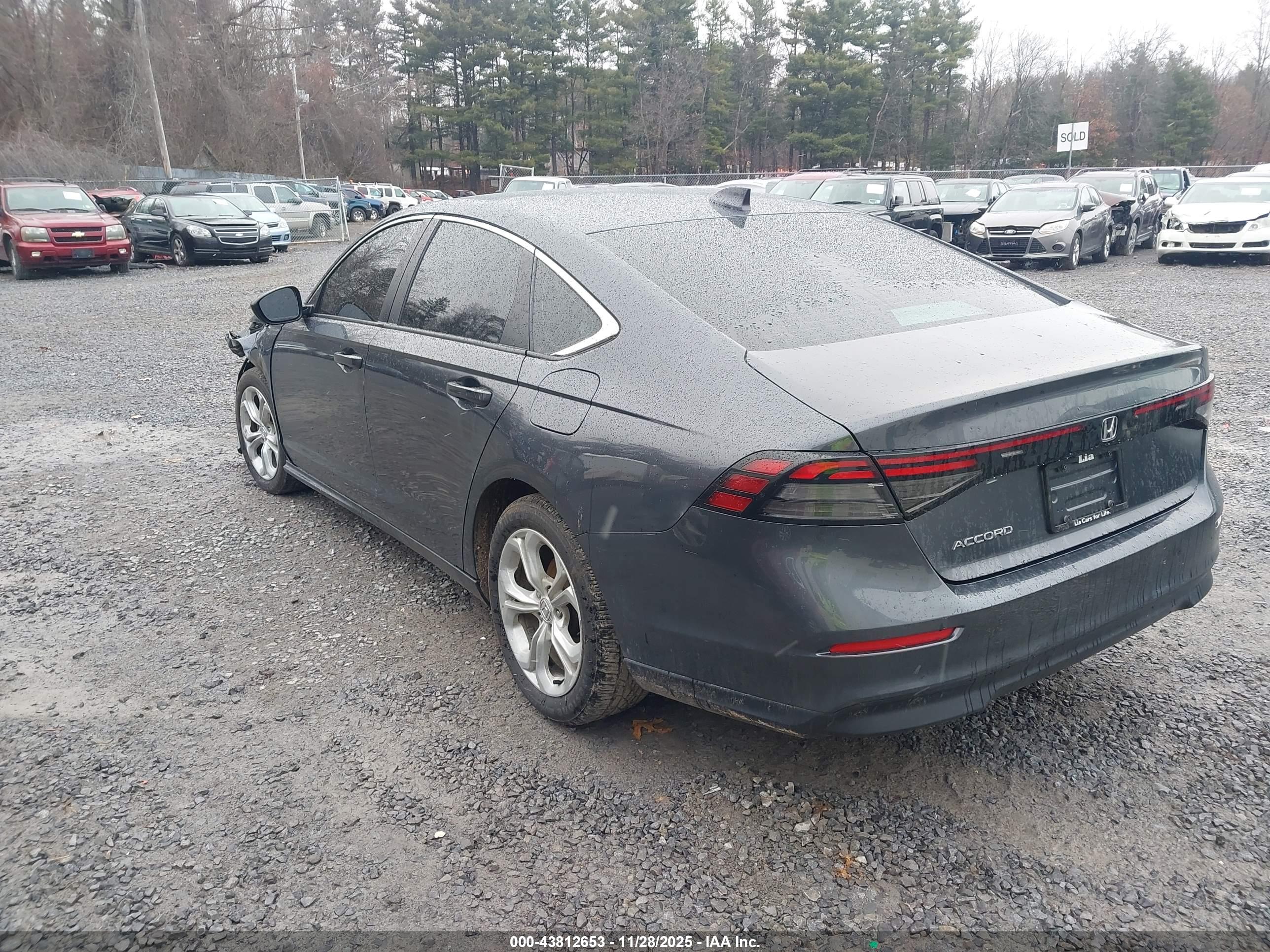 HONDA ACCORD image 3