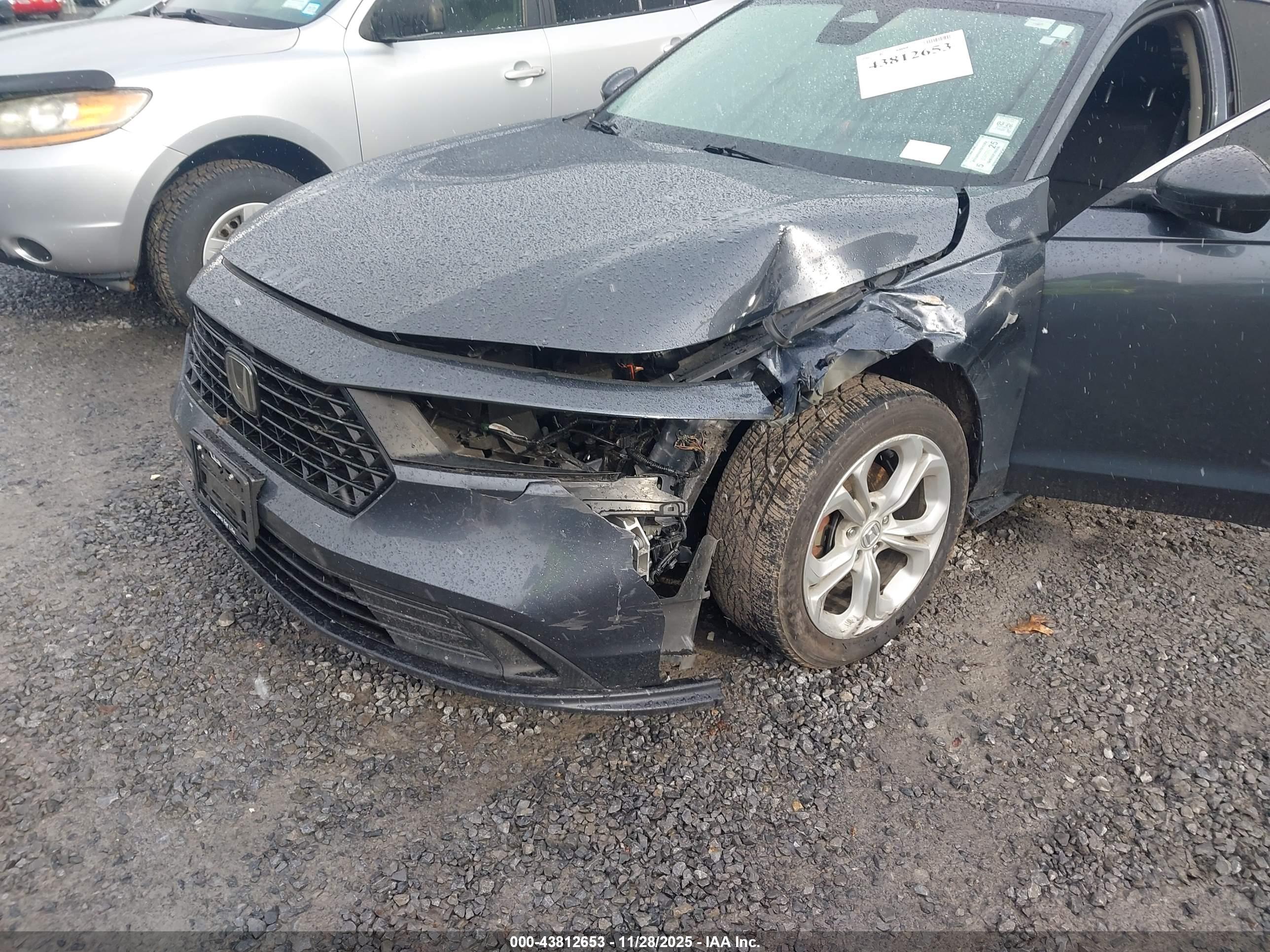 HONDA ACCORD image 6