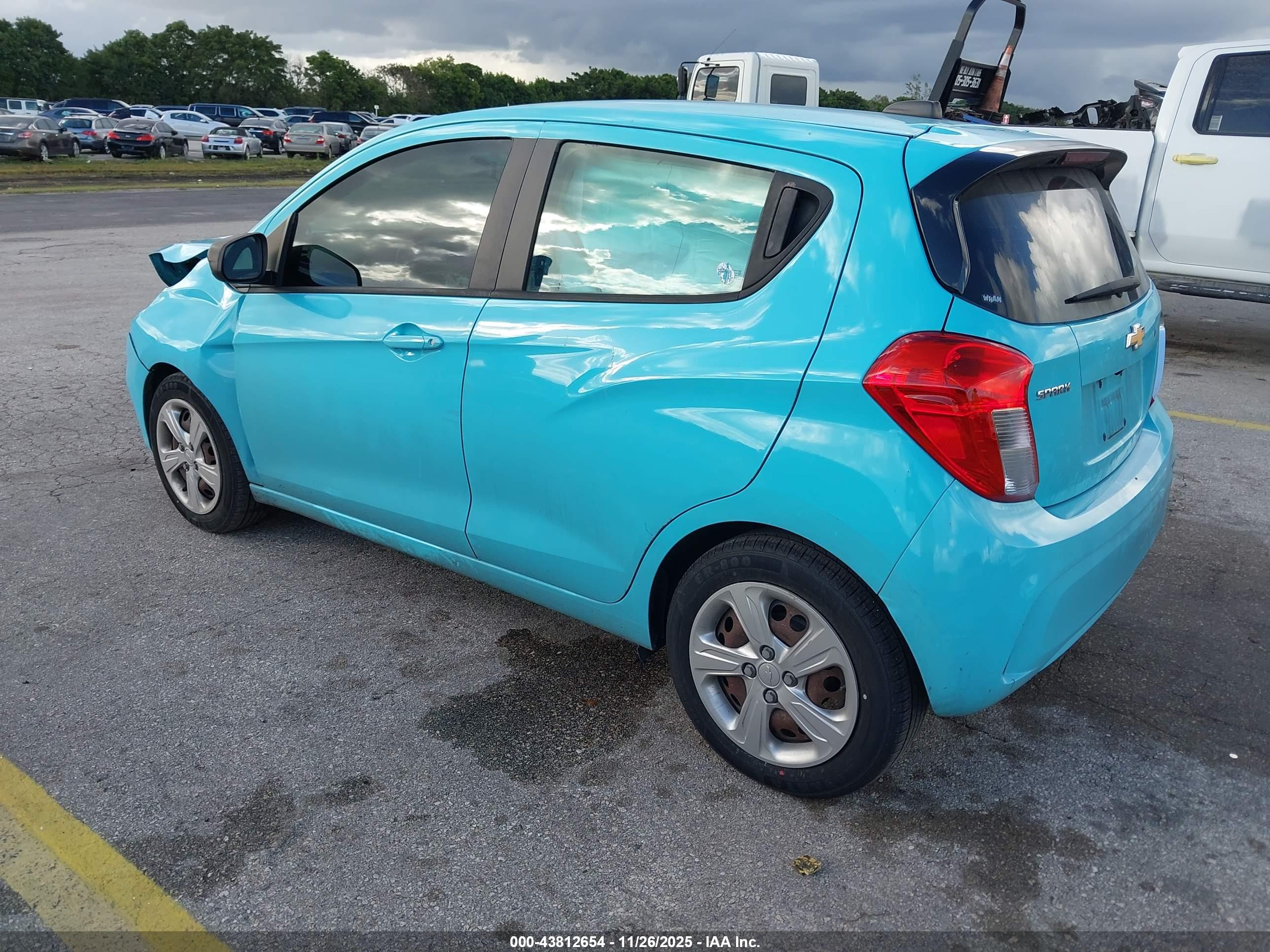 CHEVROLET SPARK image 3