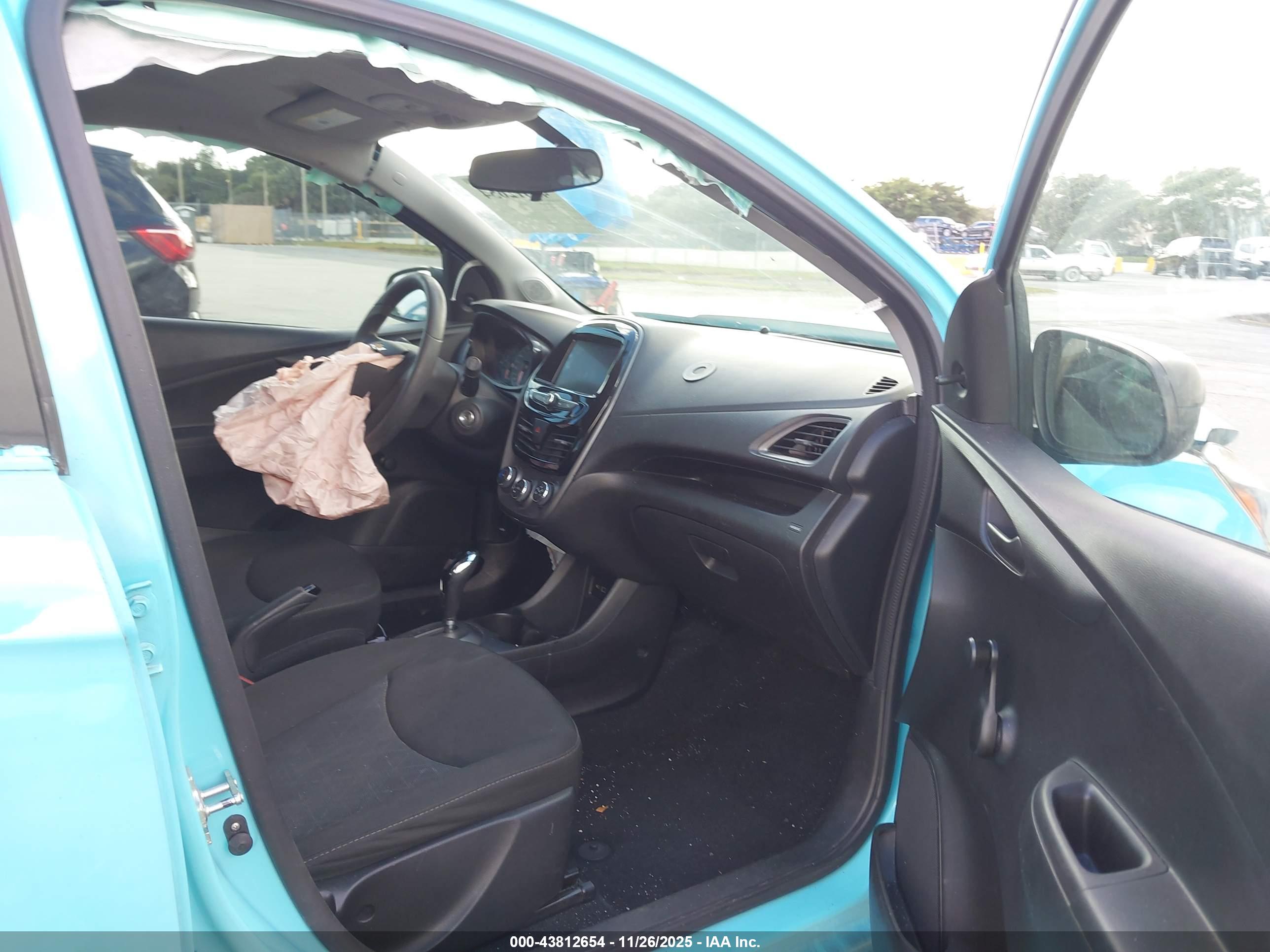 CHEVROLET SPARK image 5