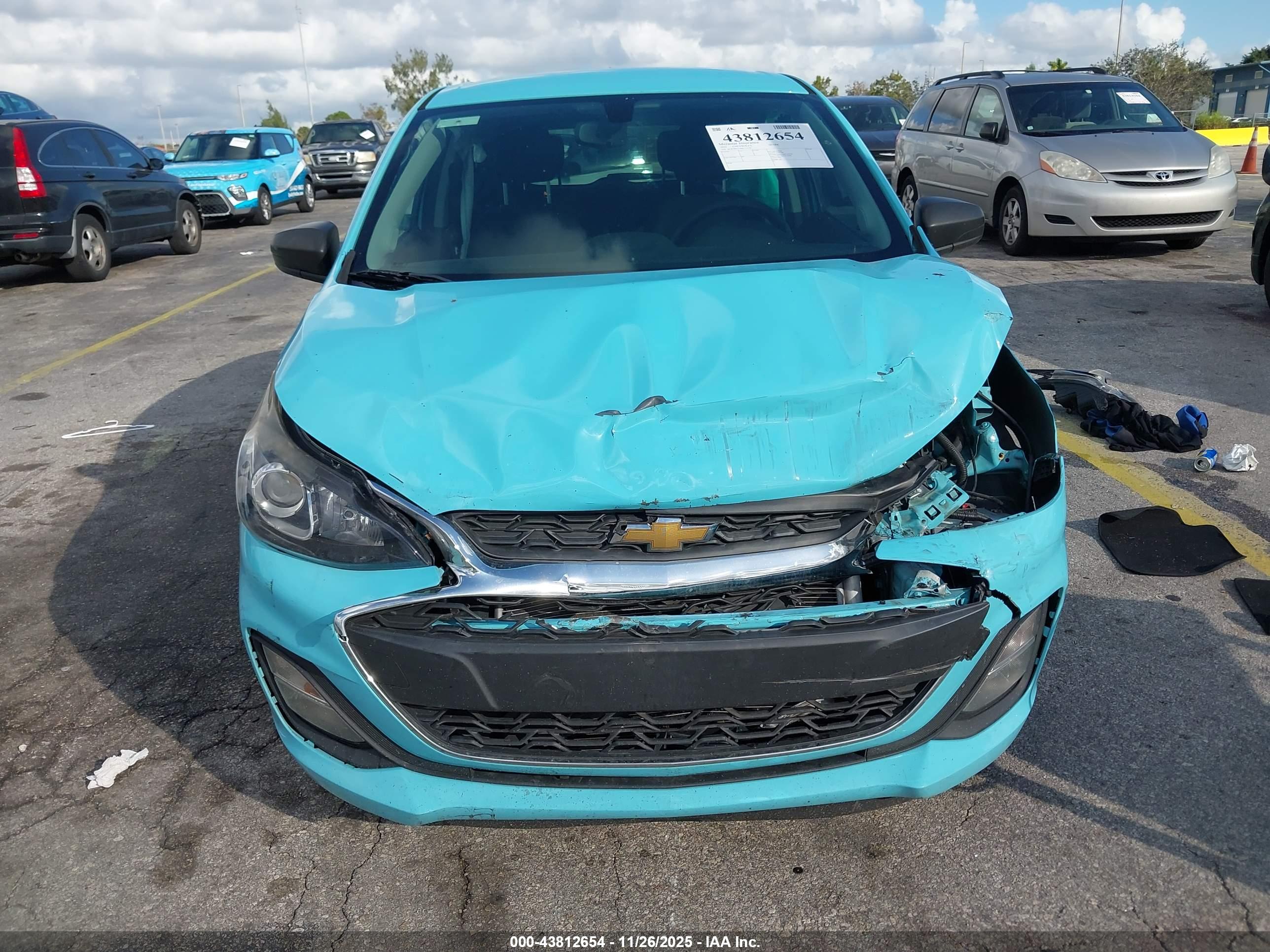 CHEVROLET SPARK image 6
