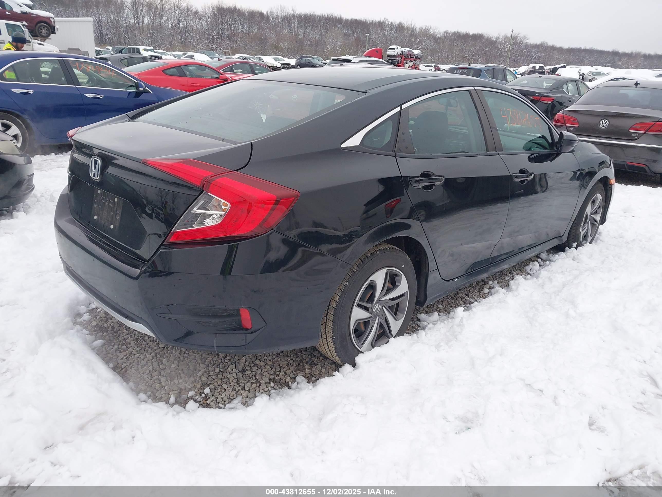 HONDA CIVIC image 4