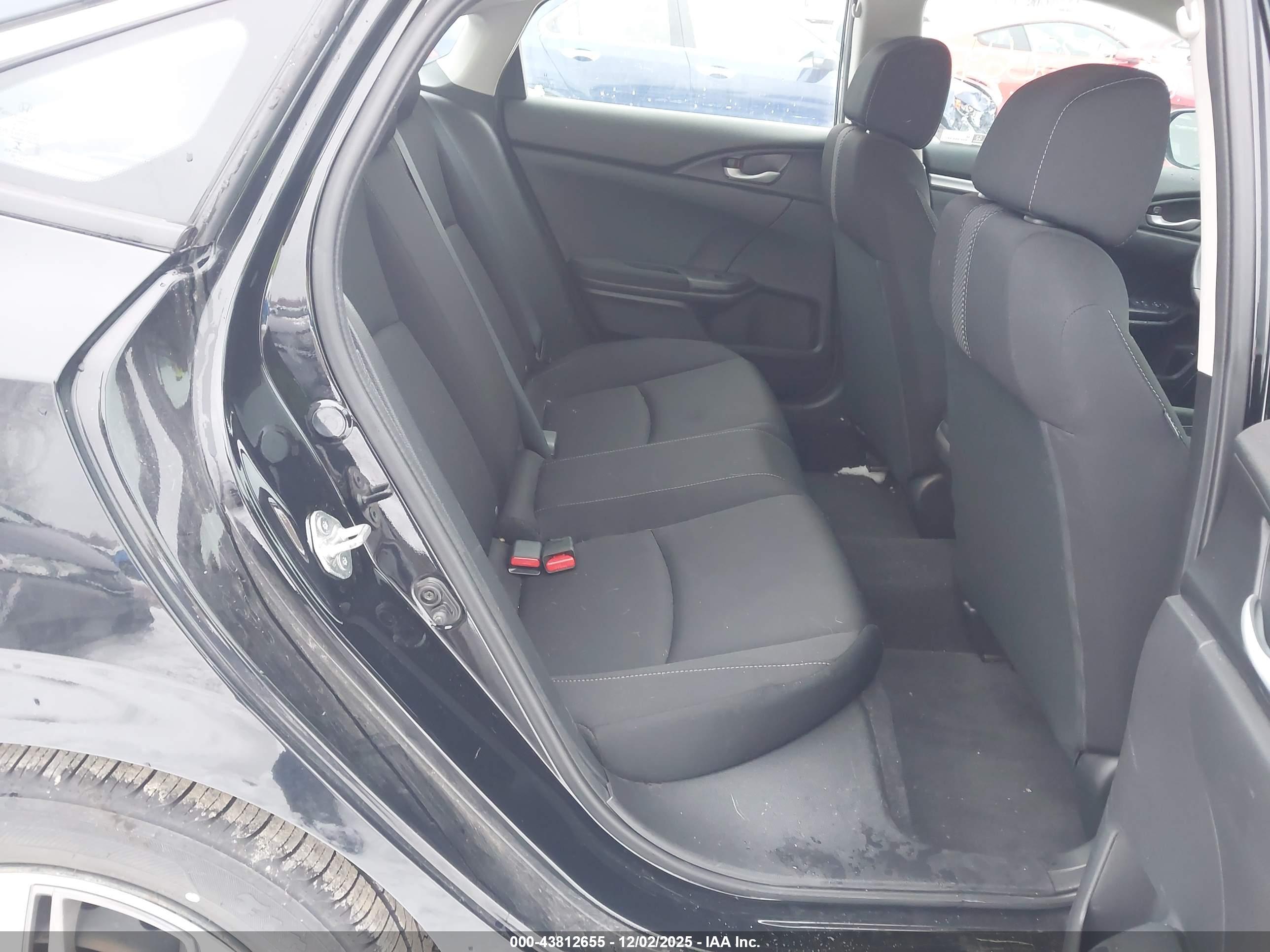 HONDA CIVIC image 8