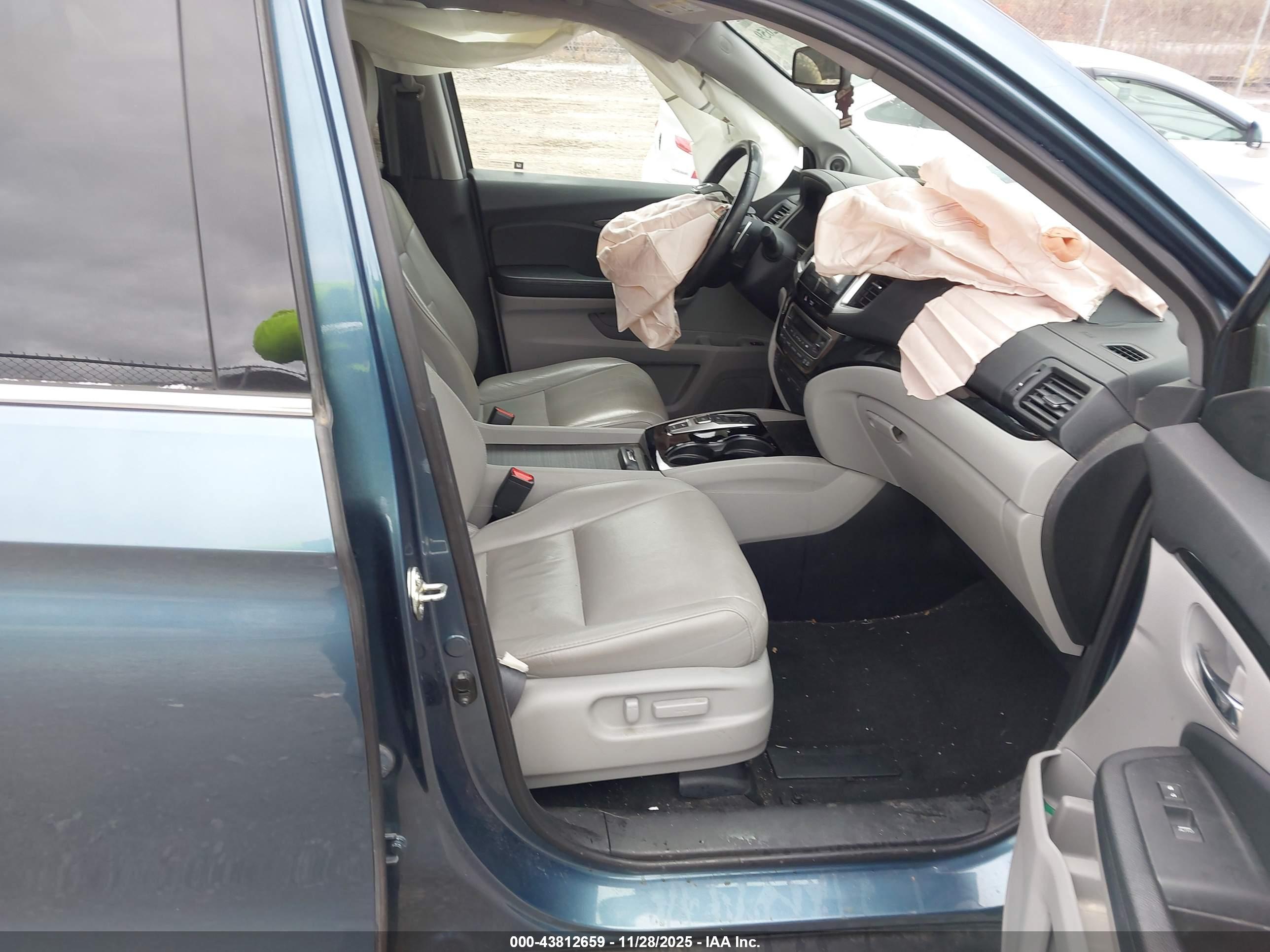 HONDA PILOT image 5