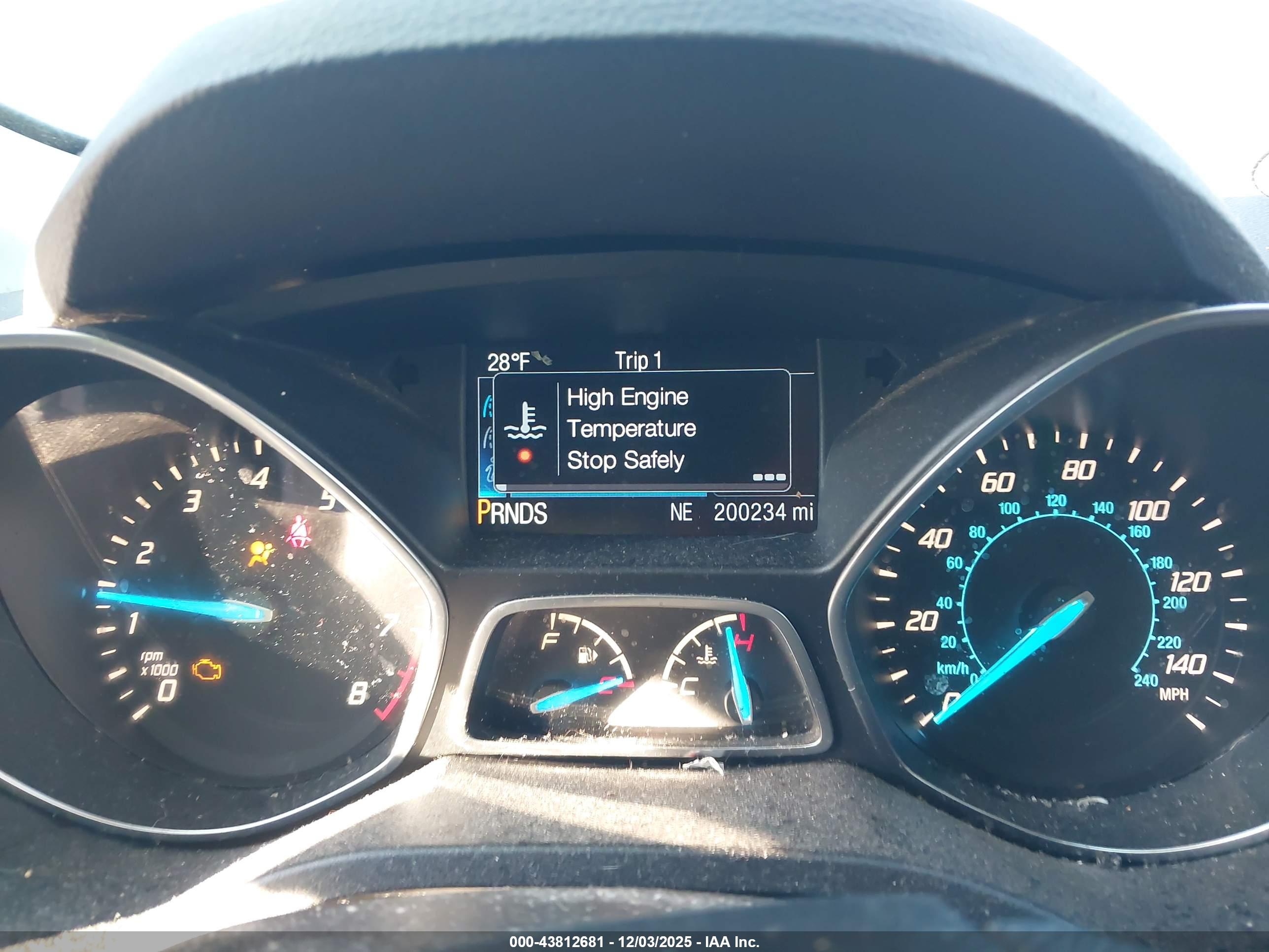 FORD ESCAPE image 7