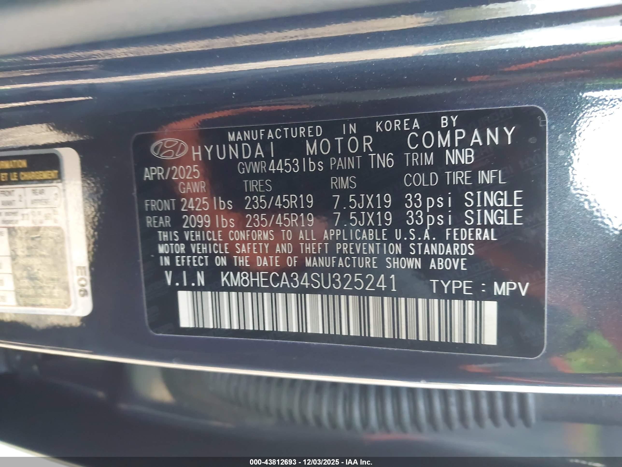 HYUNDAI KONA image 9