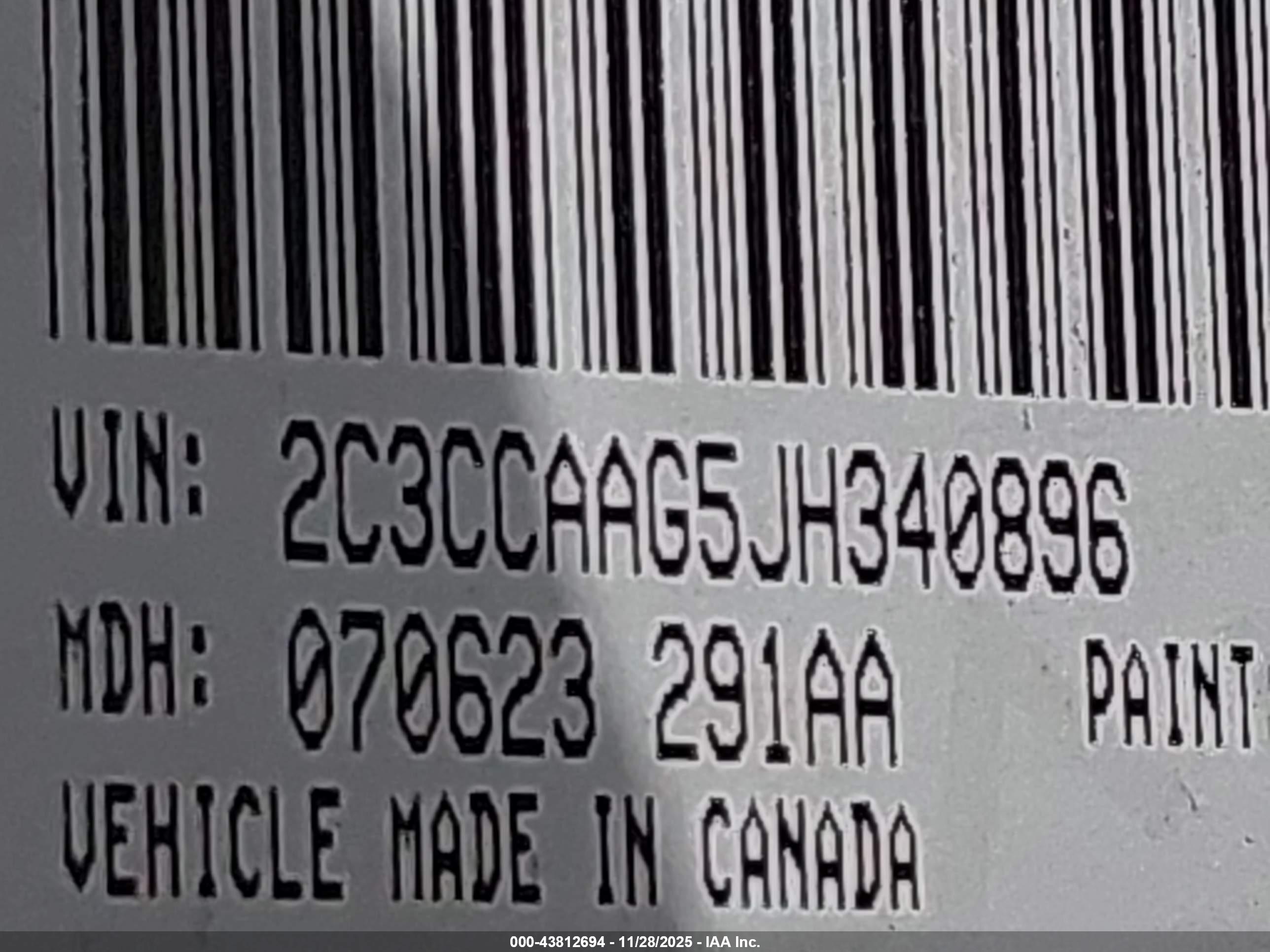 CHRYSLER 300 image 9