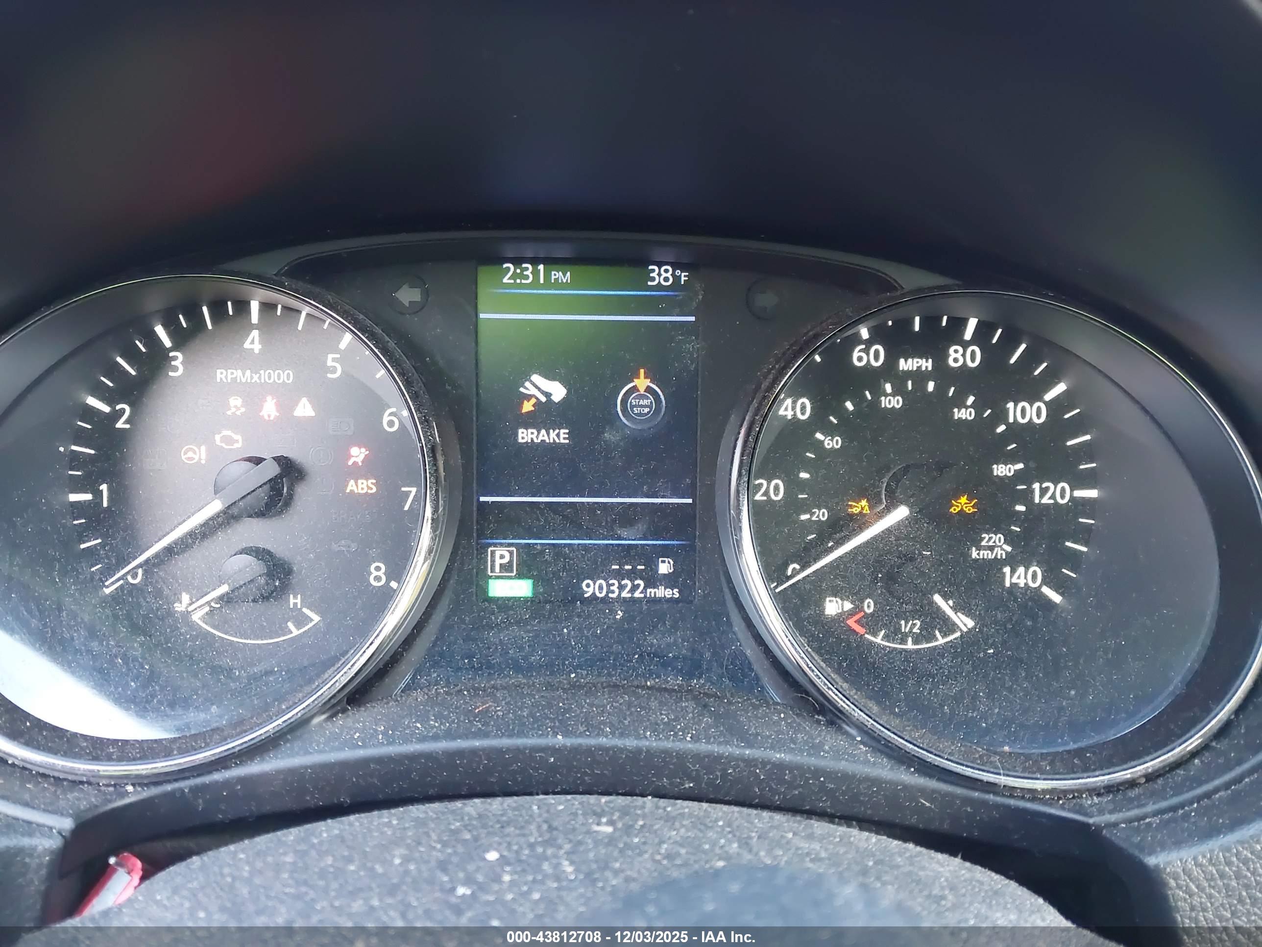 NISSAN ROGUE image 7