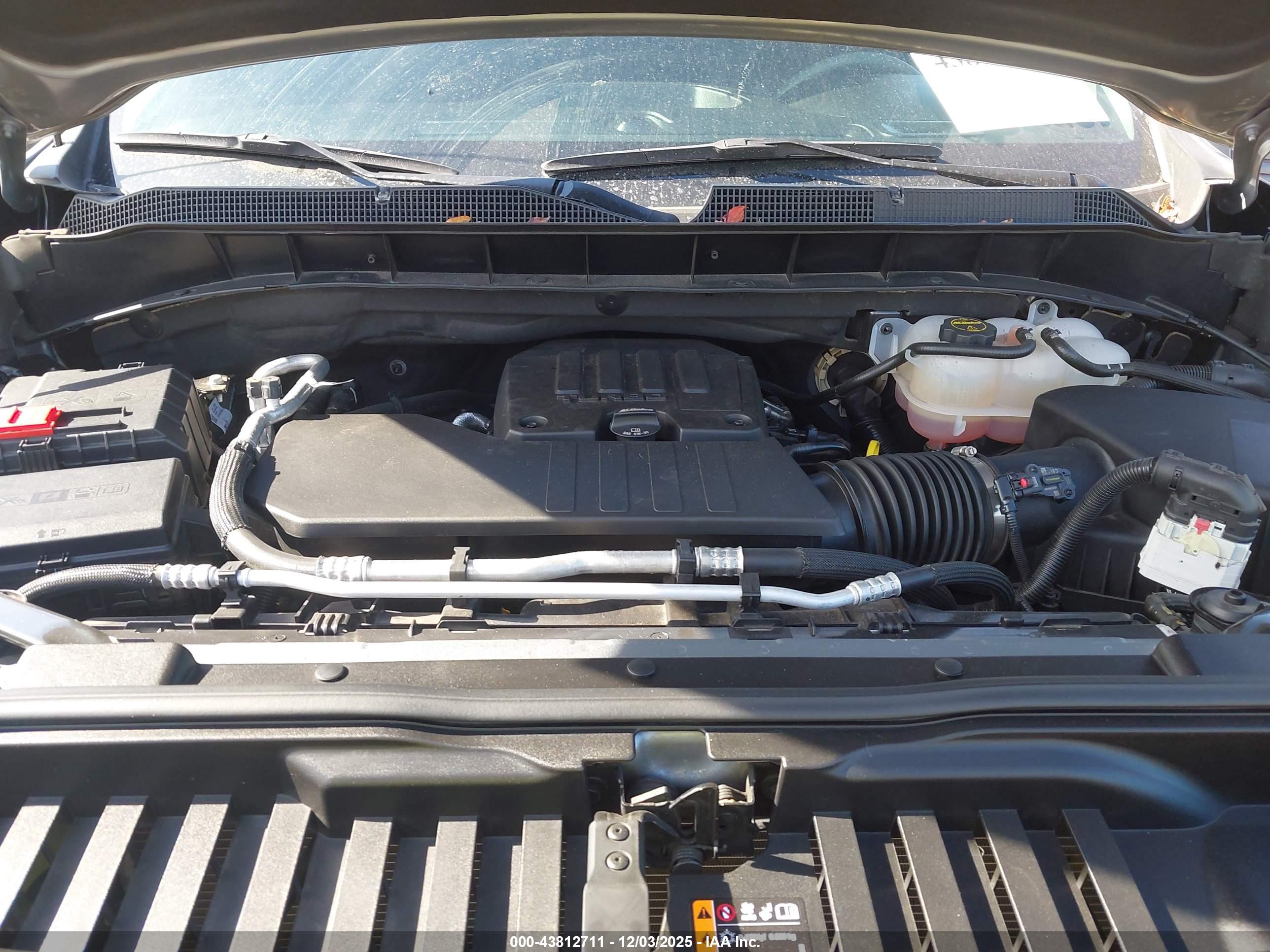 CHEVROLET SILVERADO image 10
