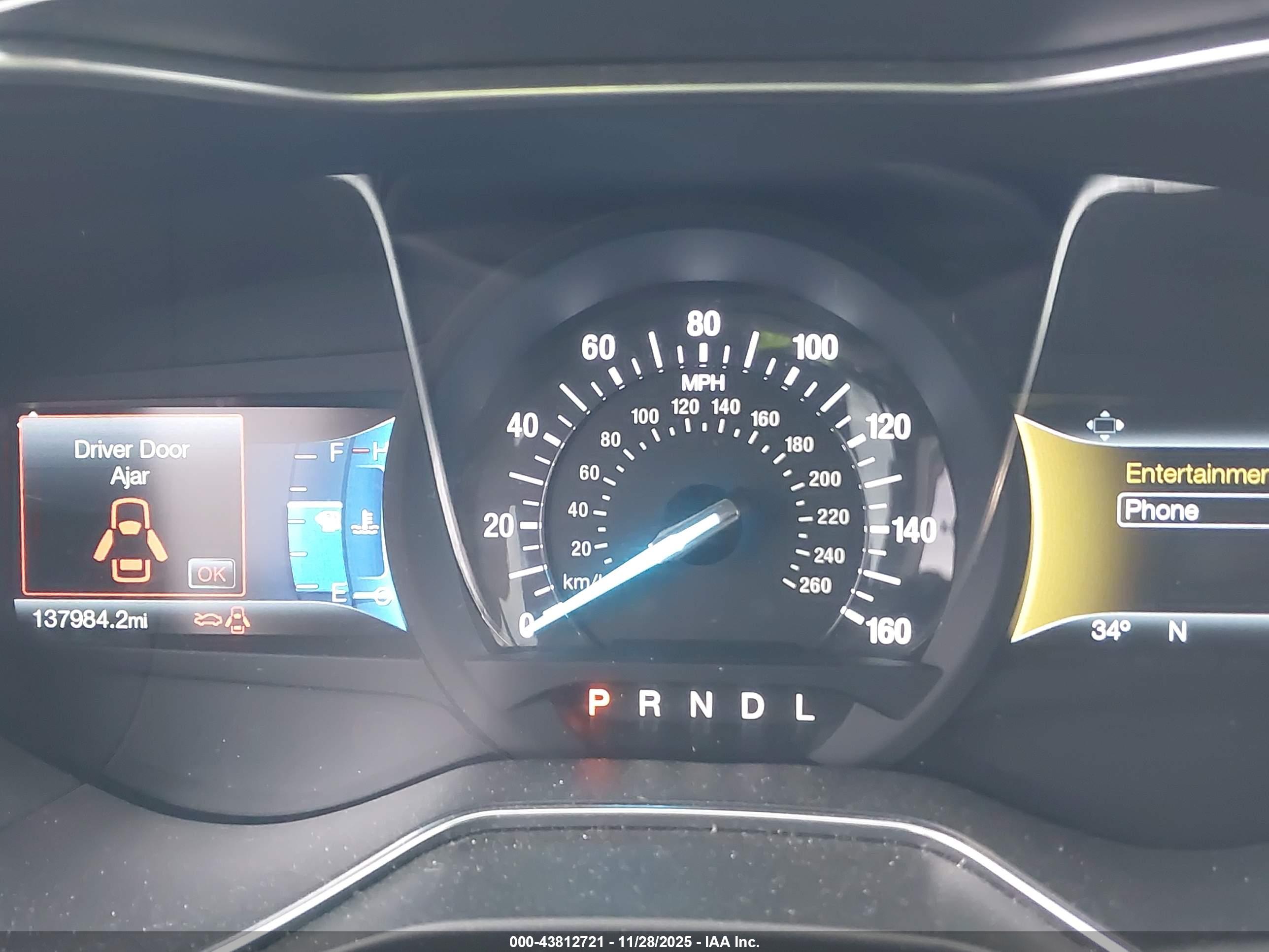 FORD FUSION image 7
