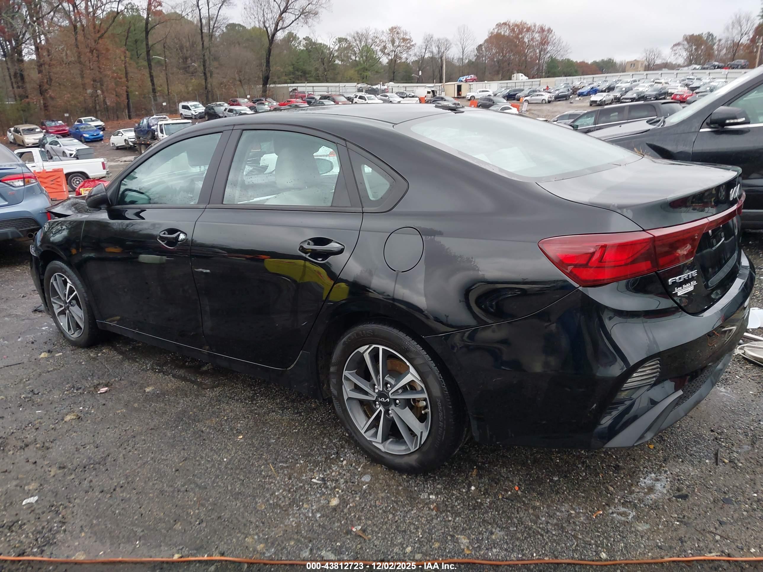 KIA FORTE image 3
