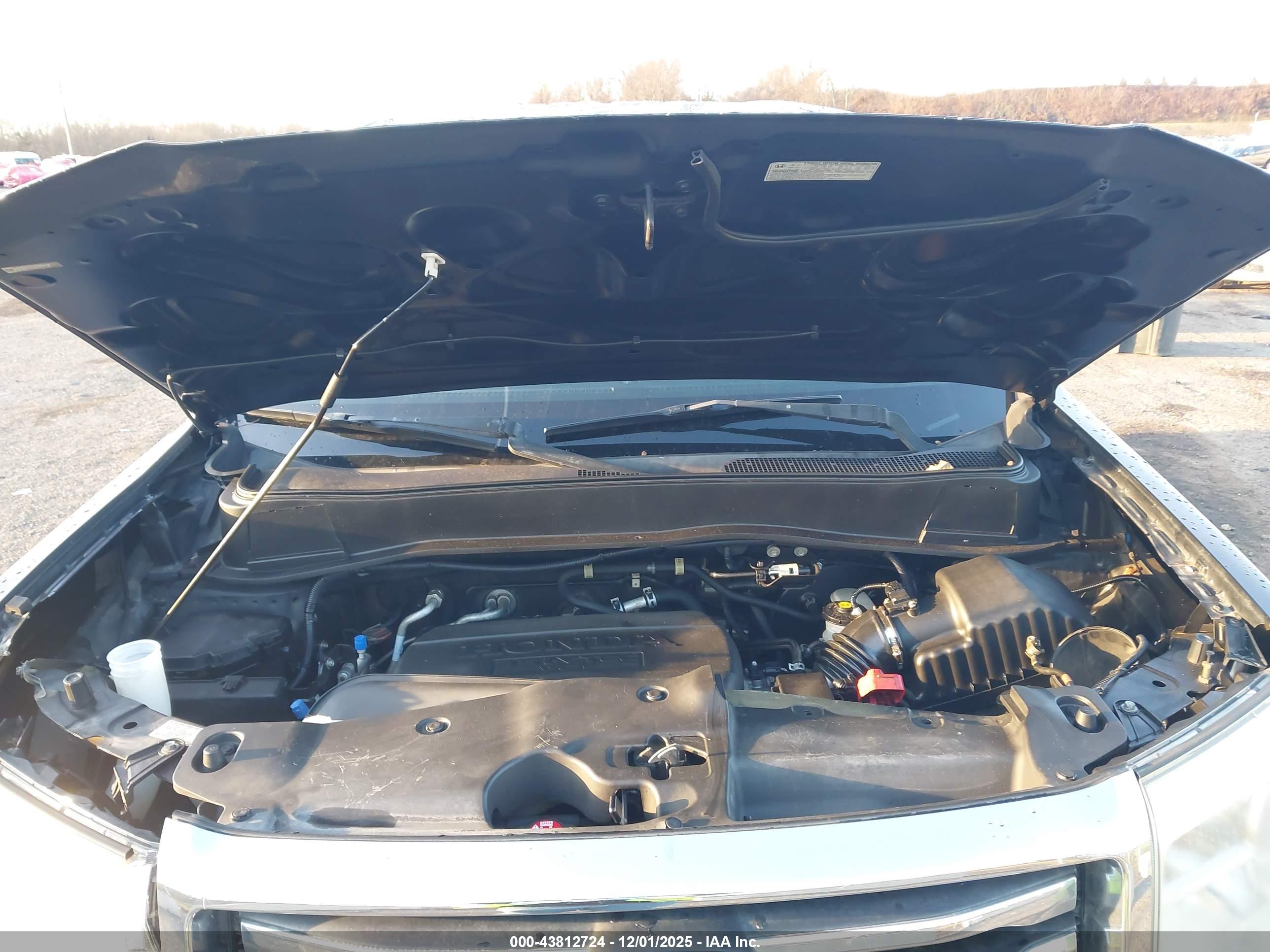 HONDA PILOT image 10