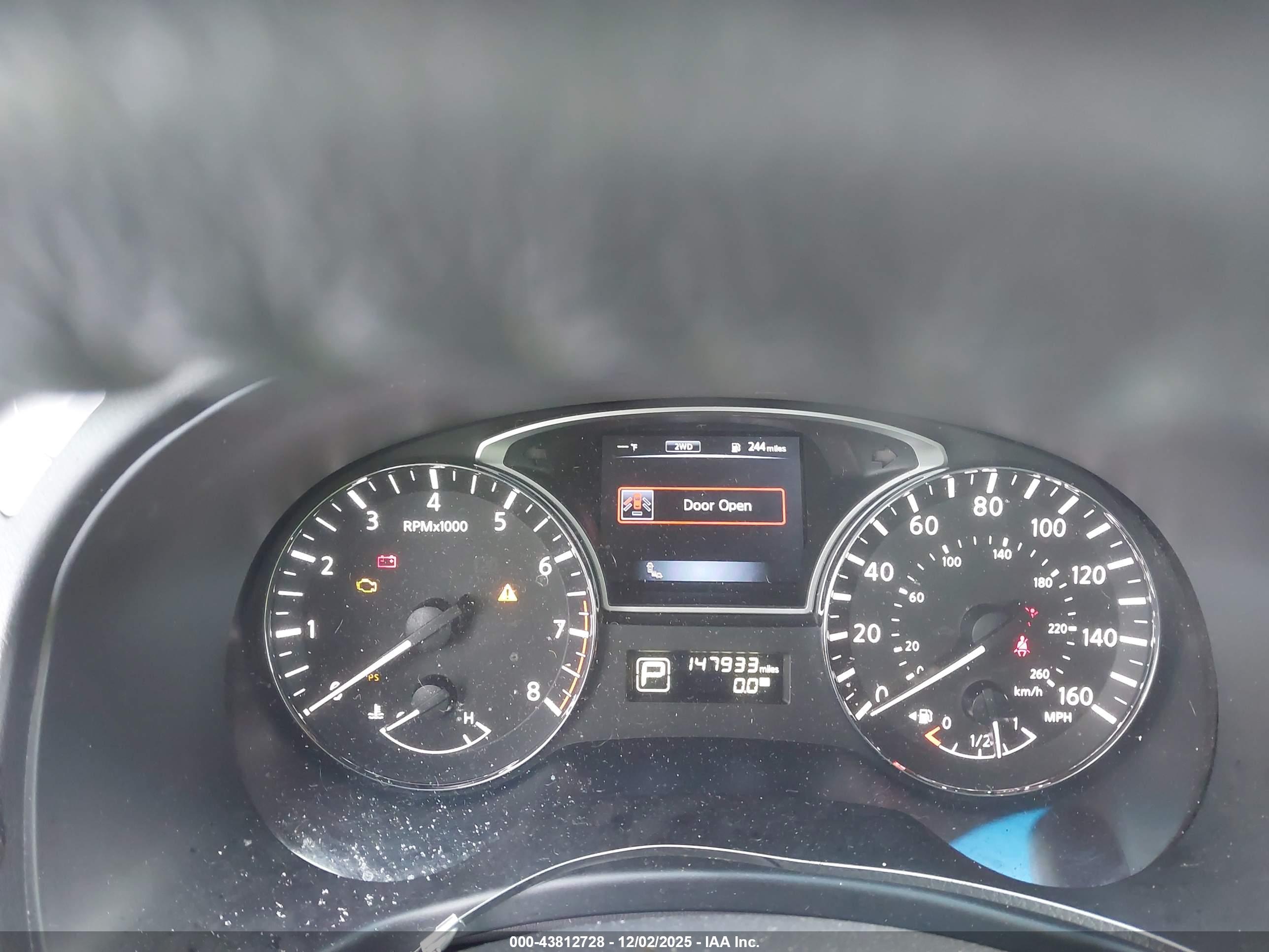 NISSAN PATHFINDER image 7