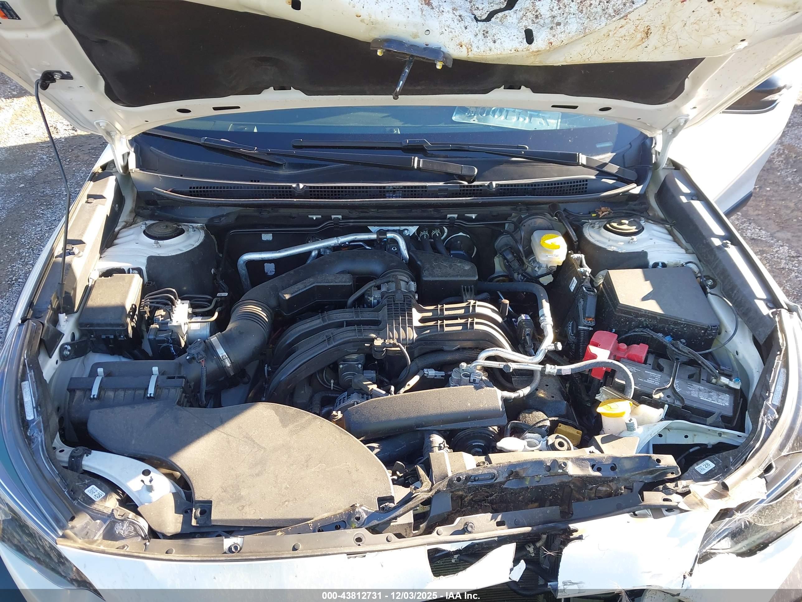 SUBARU OUTBACK image 10