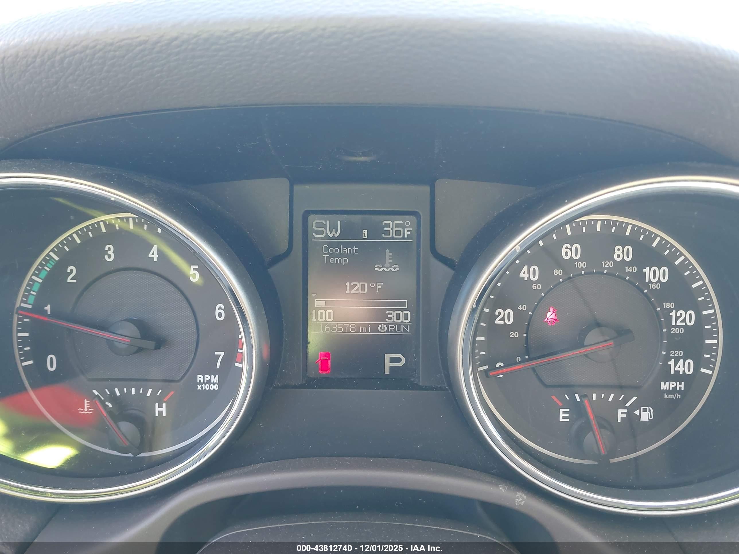JEEP GRAND image 7