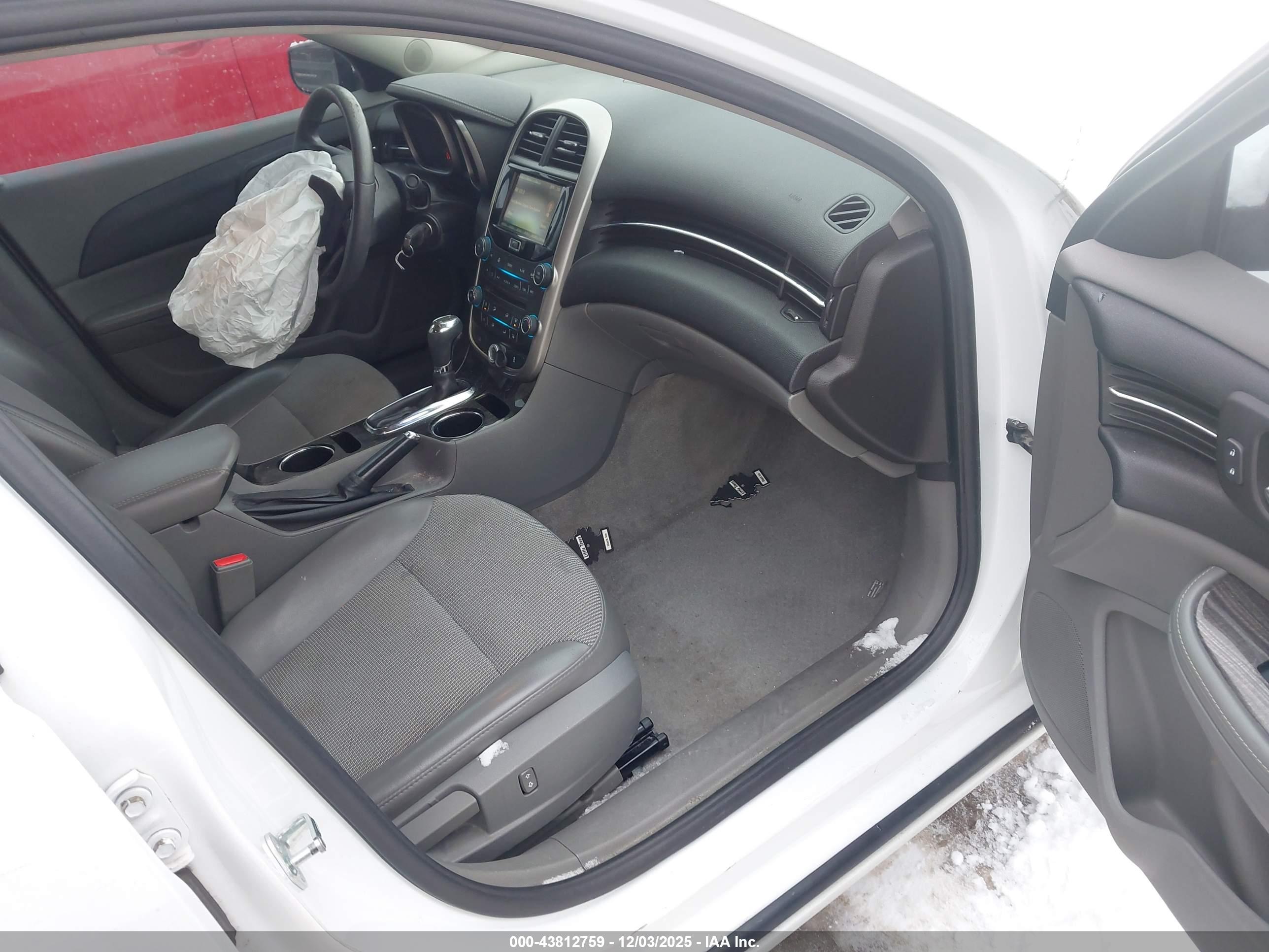 CHEVROLET MALIBU image 5
