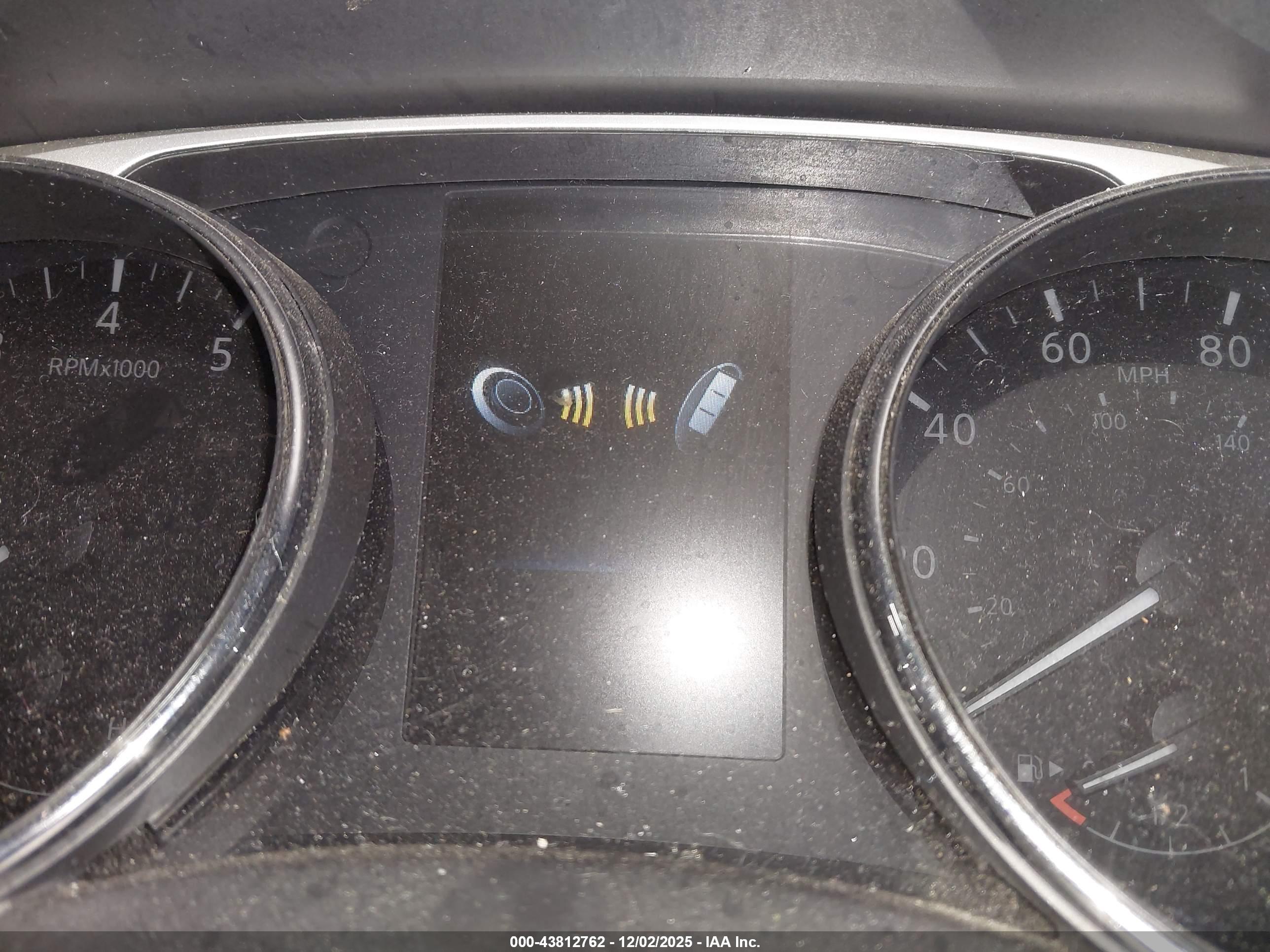 NISSAN ROGUE image 7