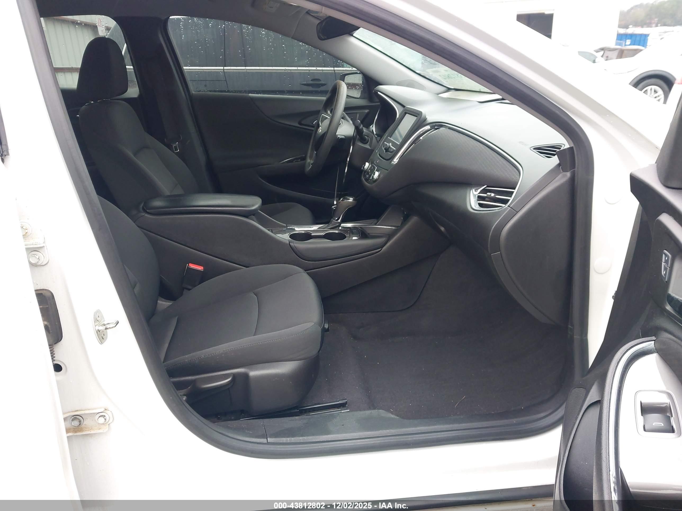 CHEVROLET MALIBU image 5