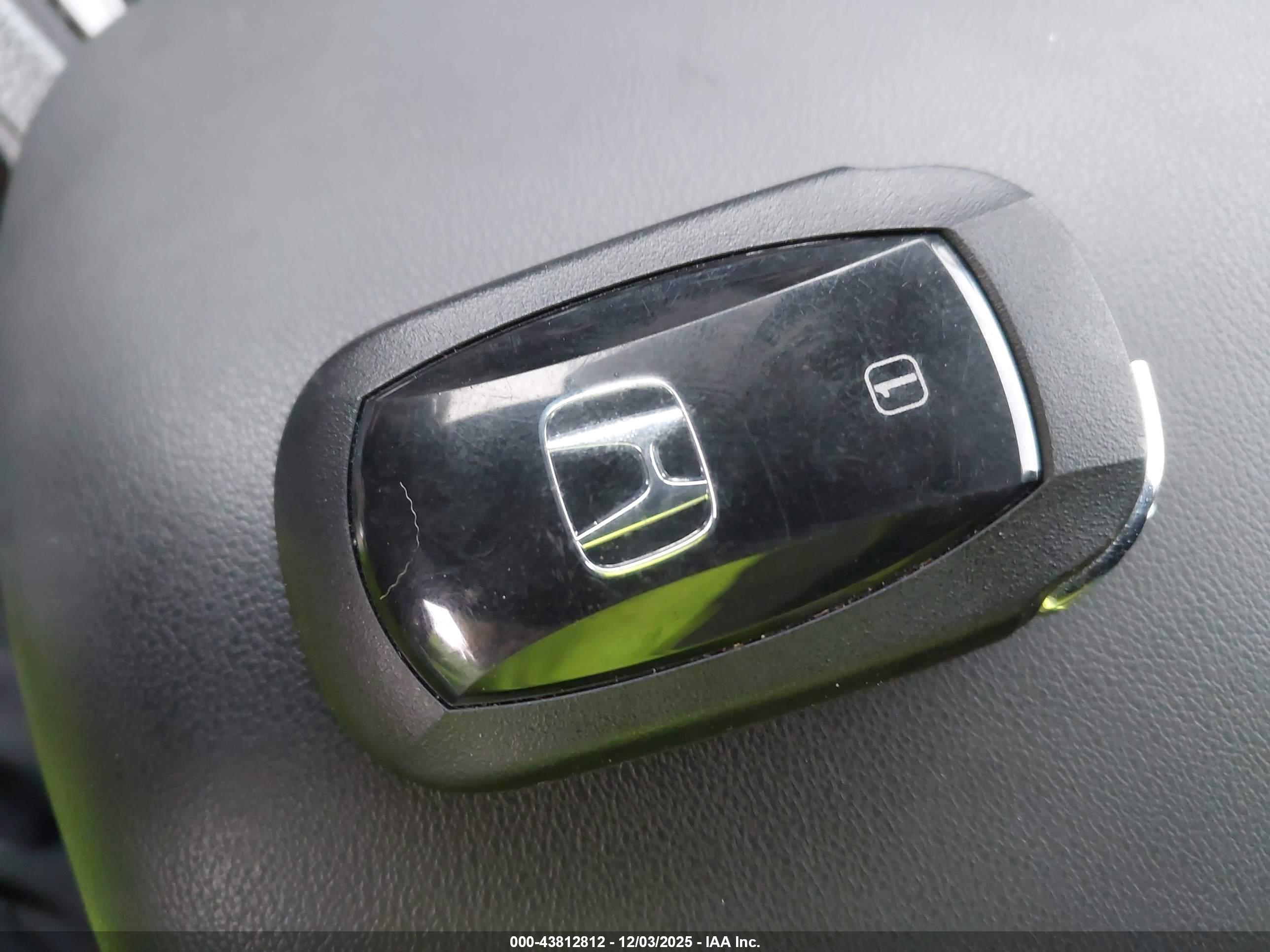 HONDA ACCORD image 11