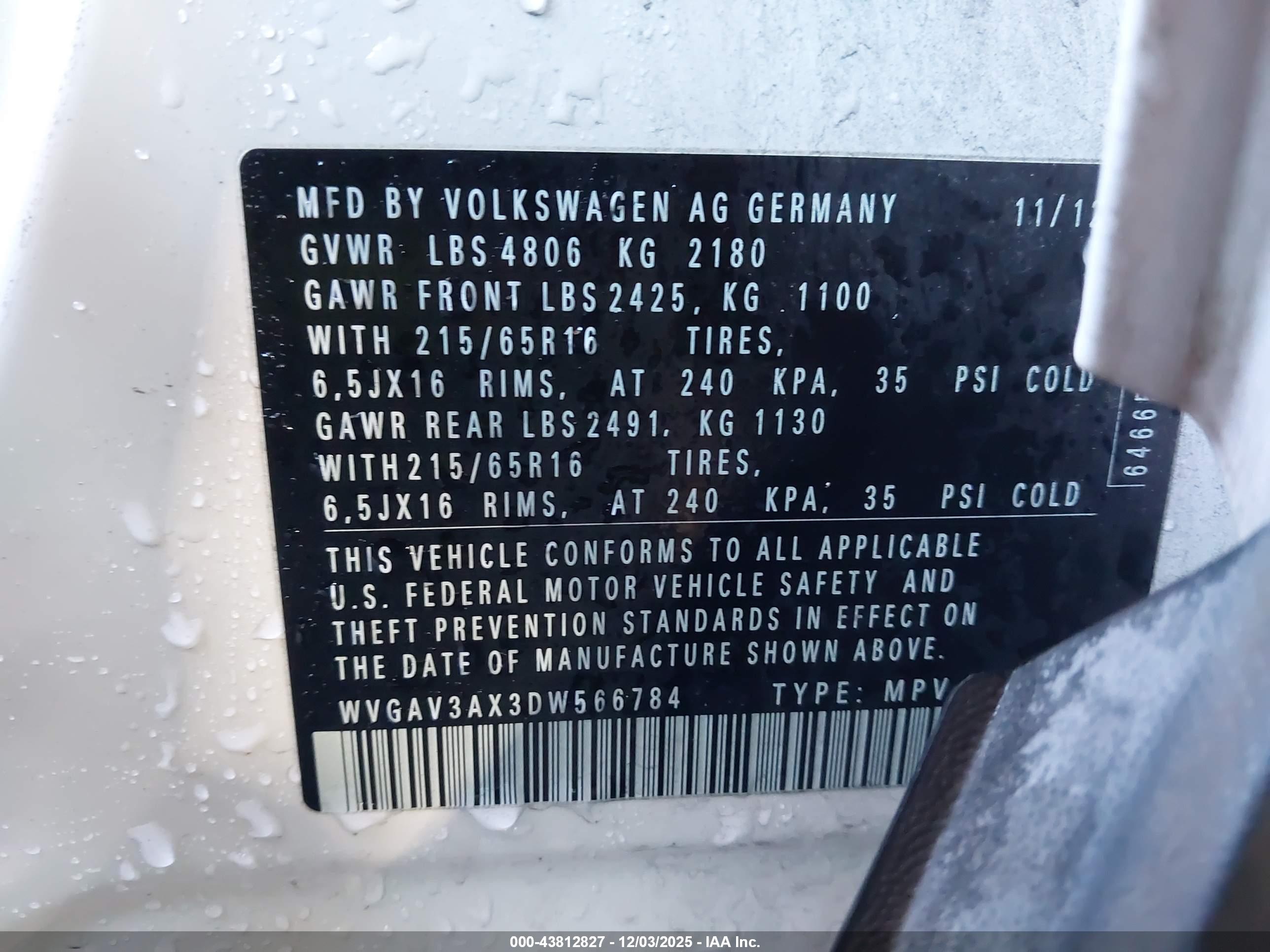 VOLKSWAGEN TIGUAN image 9