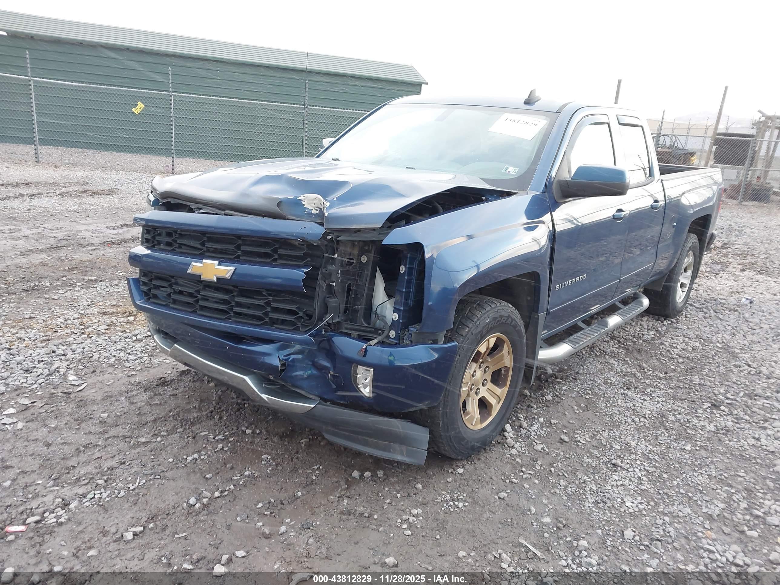 CHEVROLET SILVERADO image 2