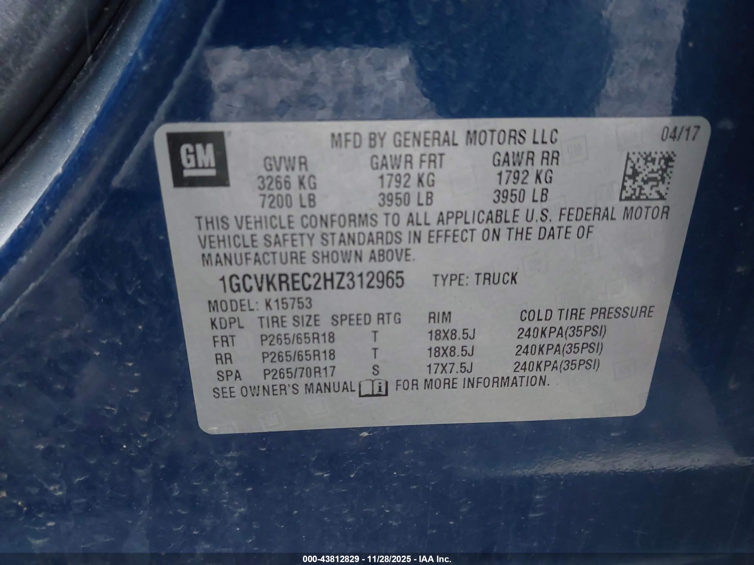 CHEVROLET SILVERADO image 9