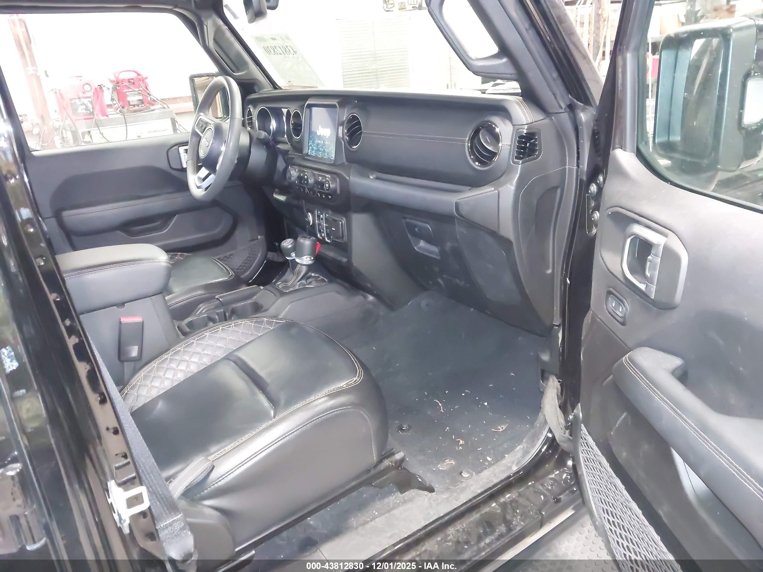 JEEP WRANGLER image 5