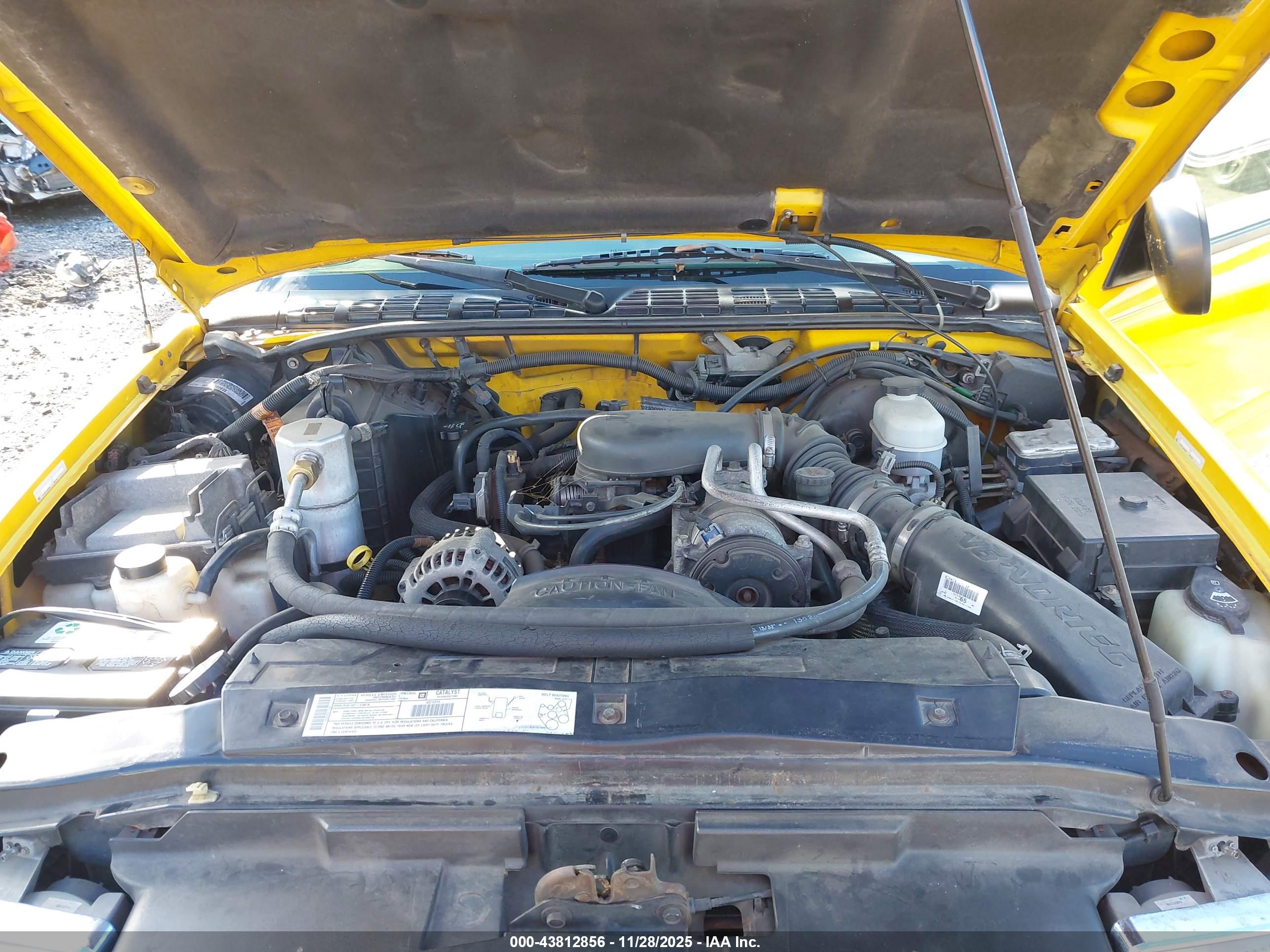 CHEVROLET S-10 image 10