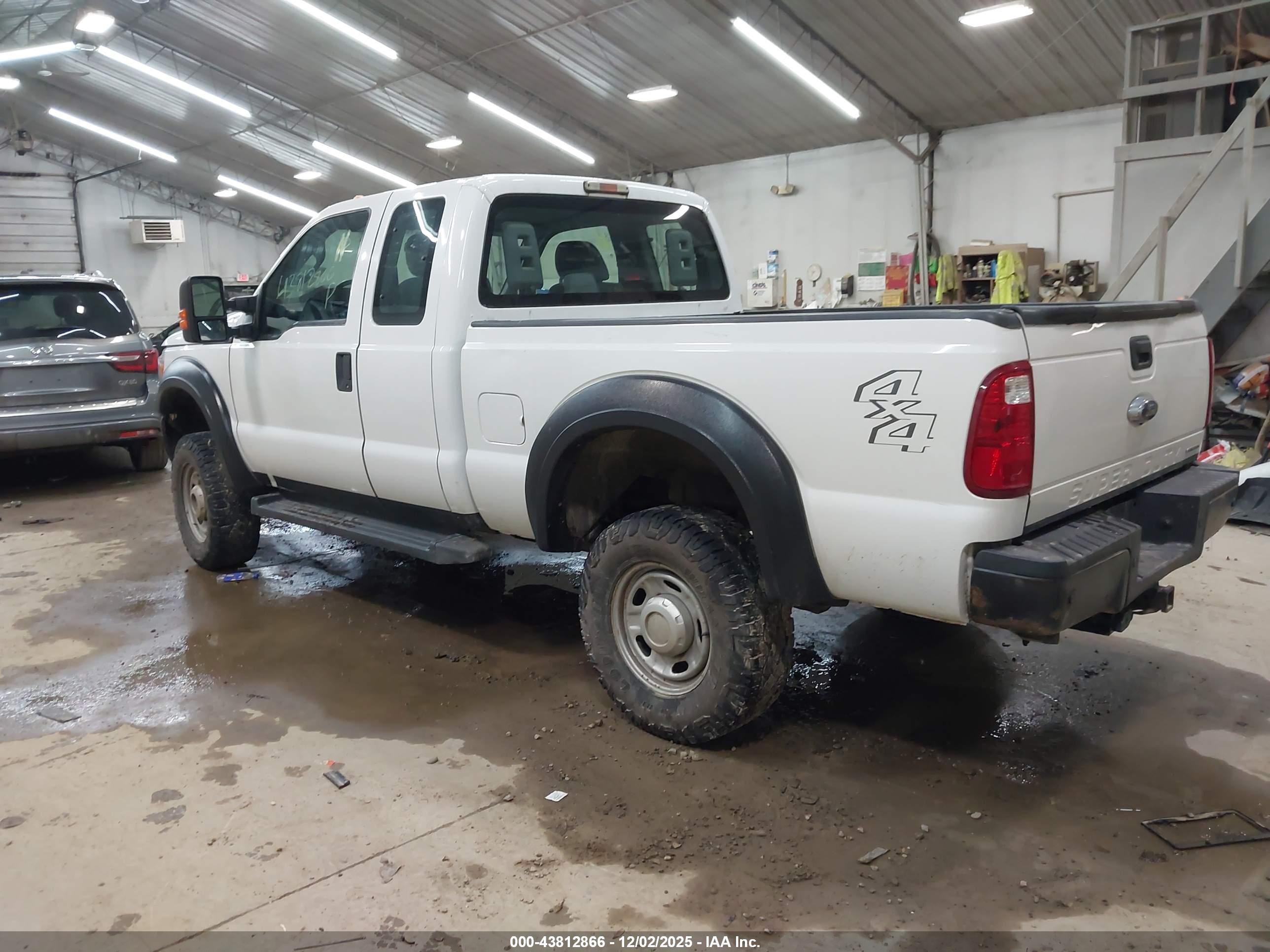 FORD F-250 image 3