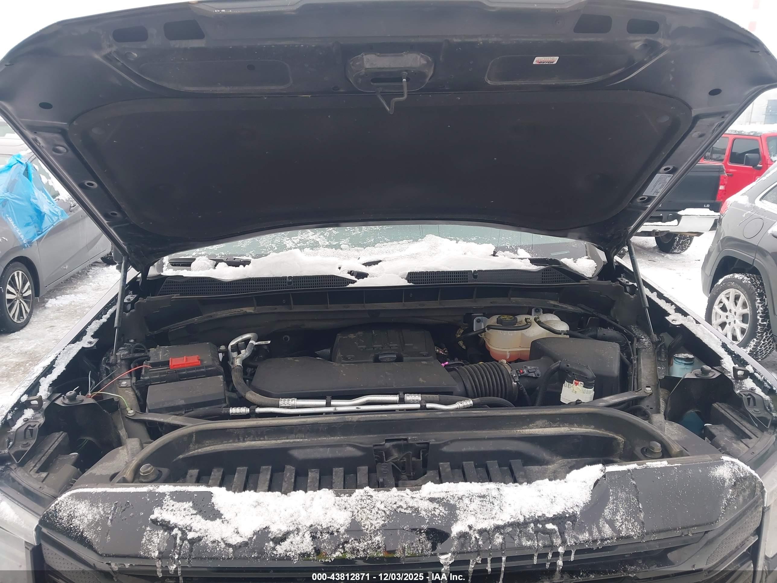 GMC SIERRA image 10