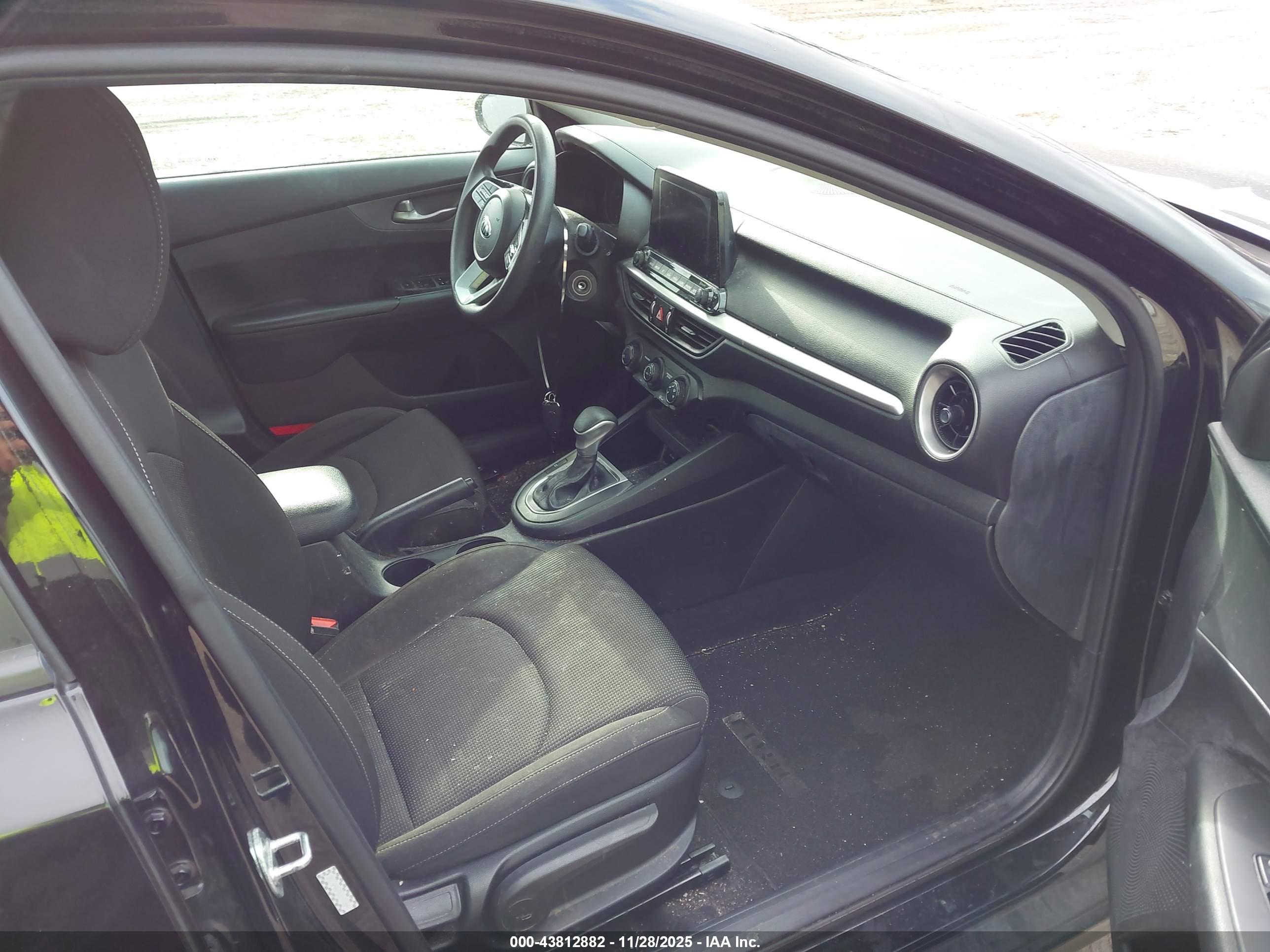 KIA FORTE image 5