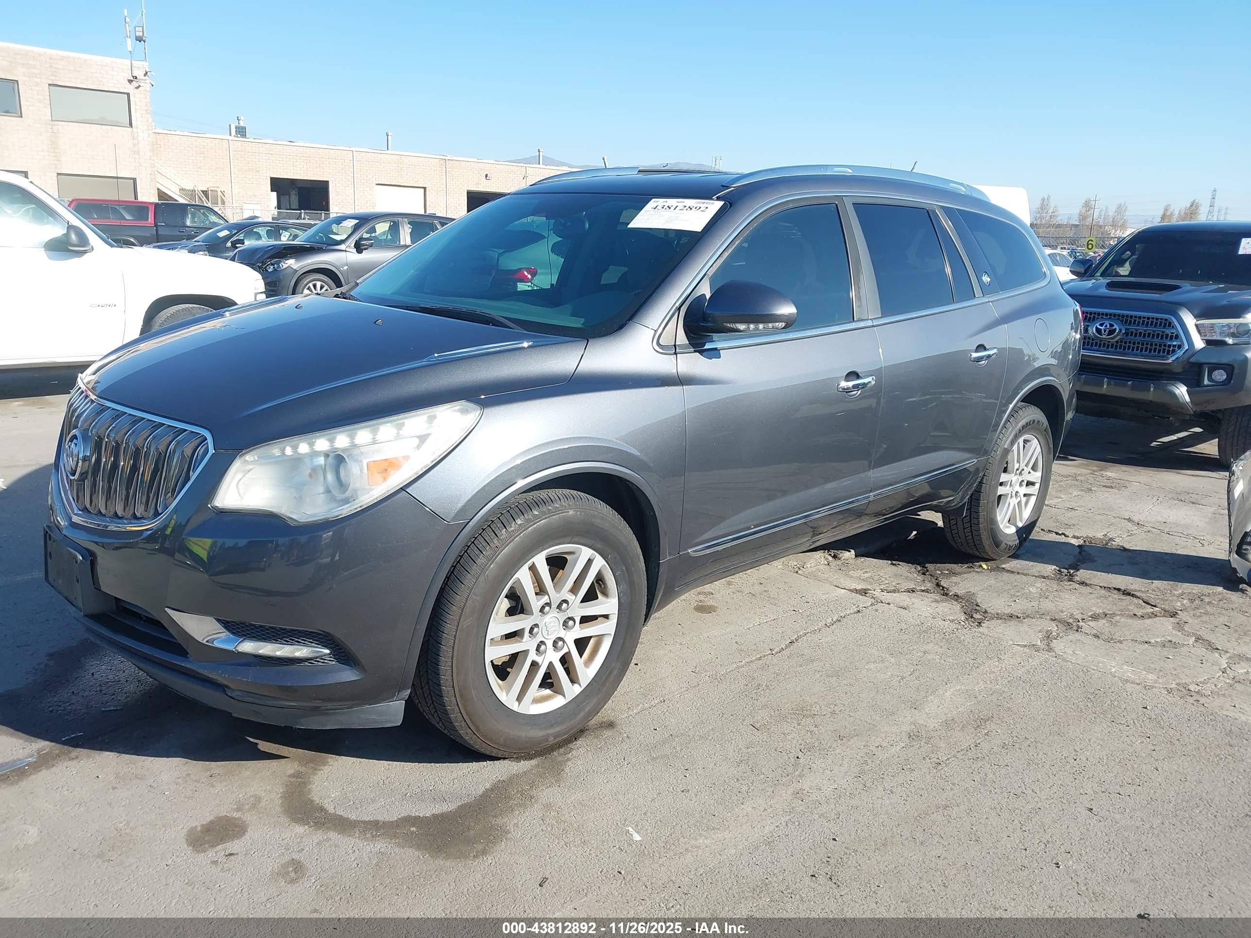 BUICK ENCLAVE image 2