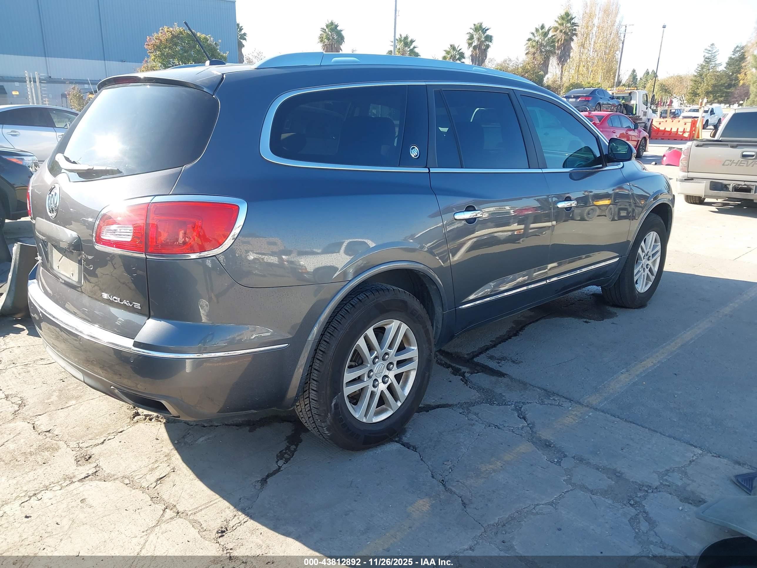 BUICK ENCLAVE image 4