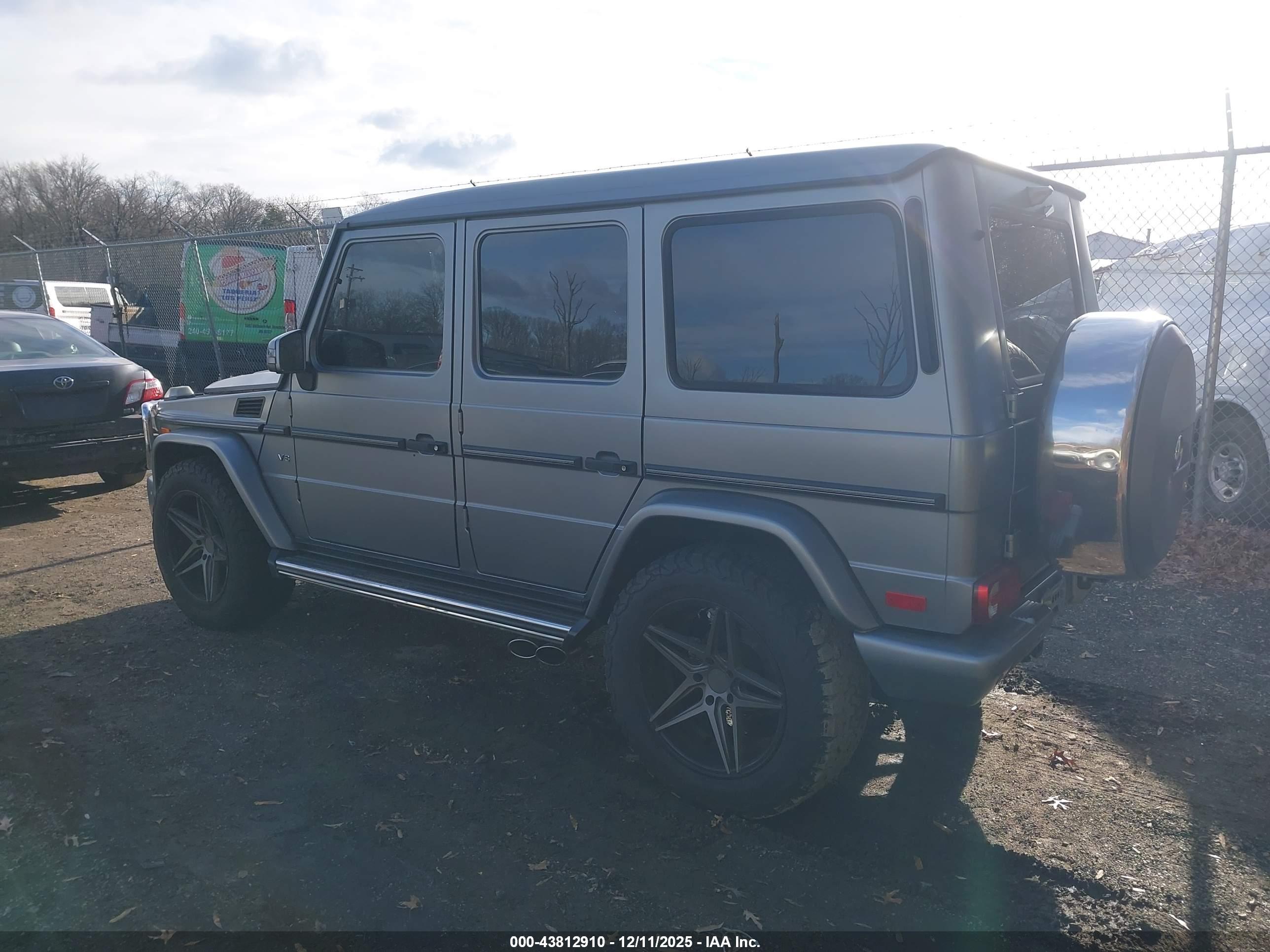 MERCEDES-BENZ G image 3