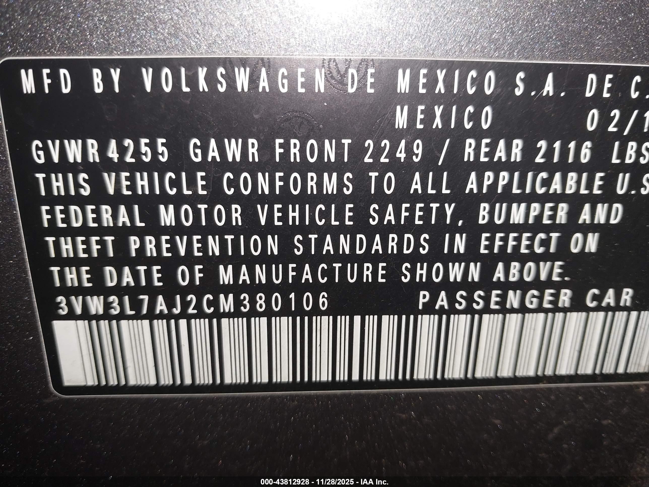 VOLKSWAGEN JETTA image 9