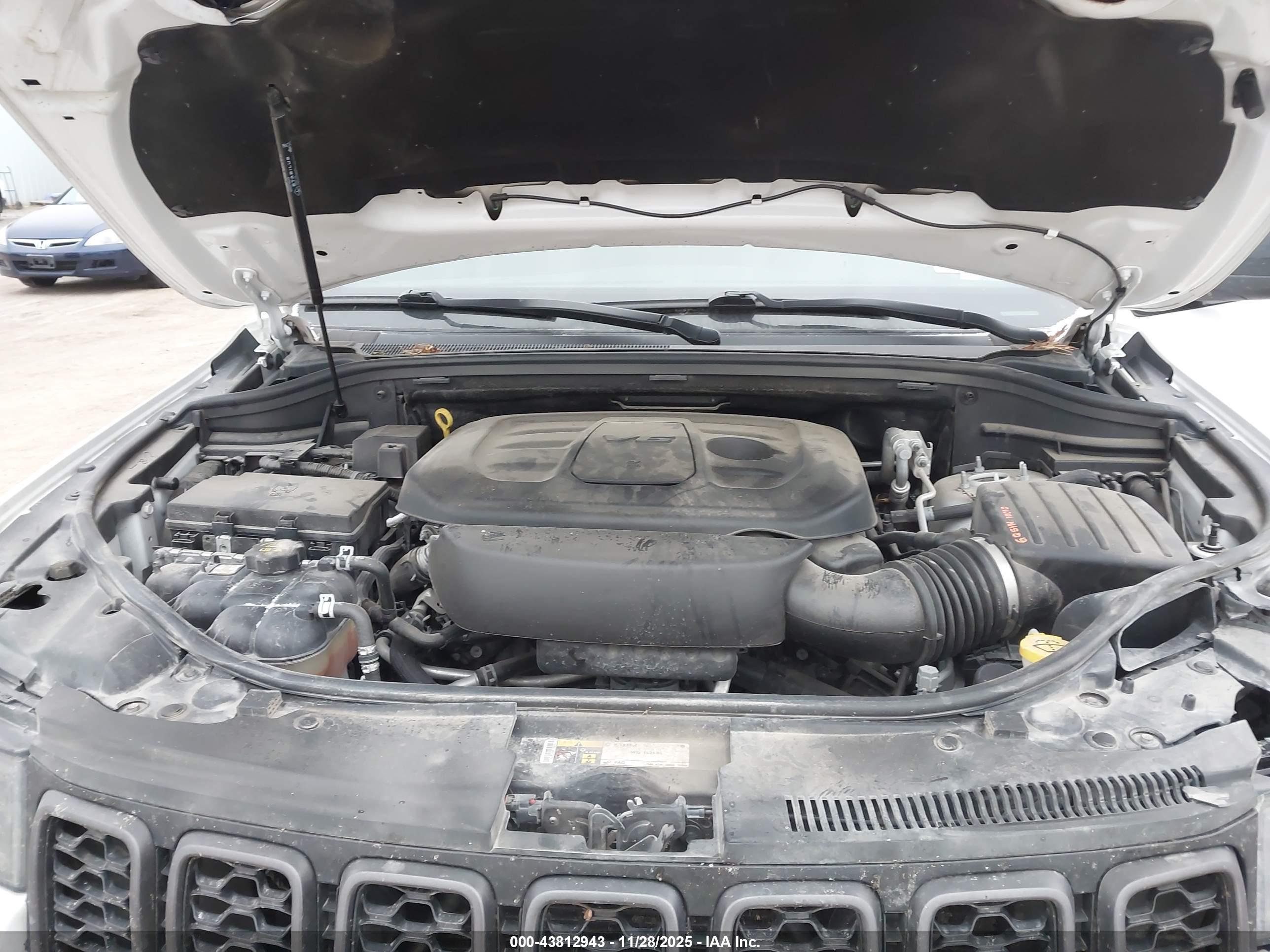 JEEP GRAND image 10