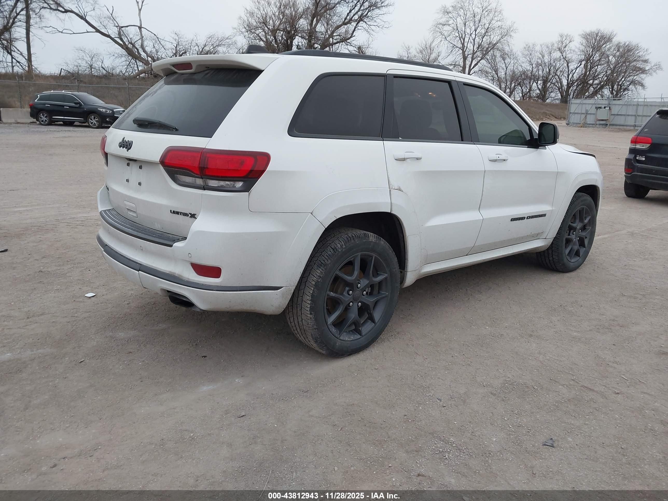 JEEP GRAND image 4