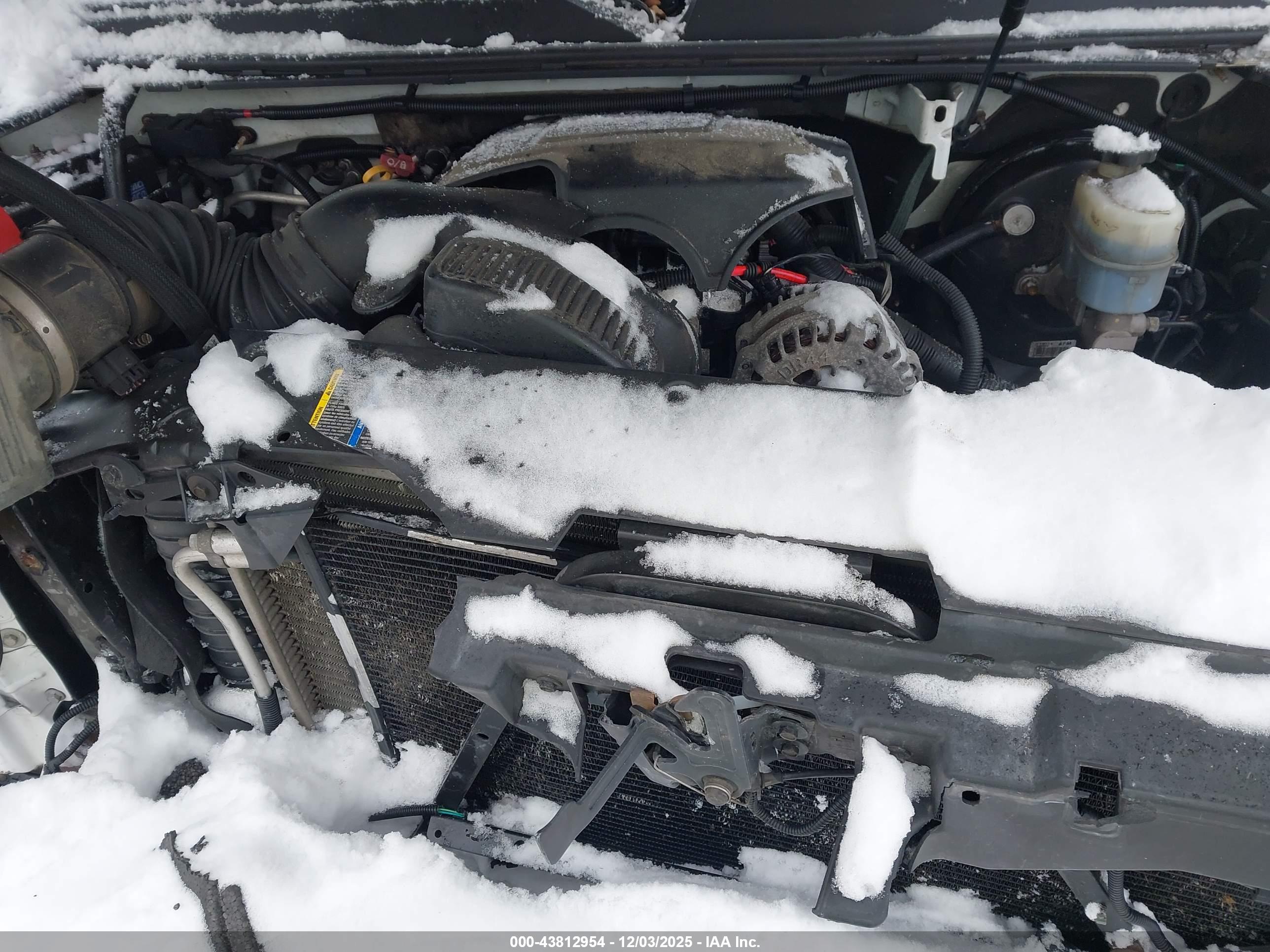 GMC YUKON image 10