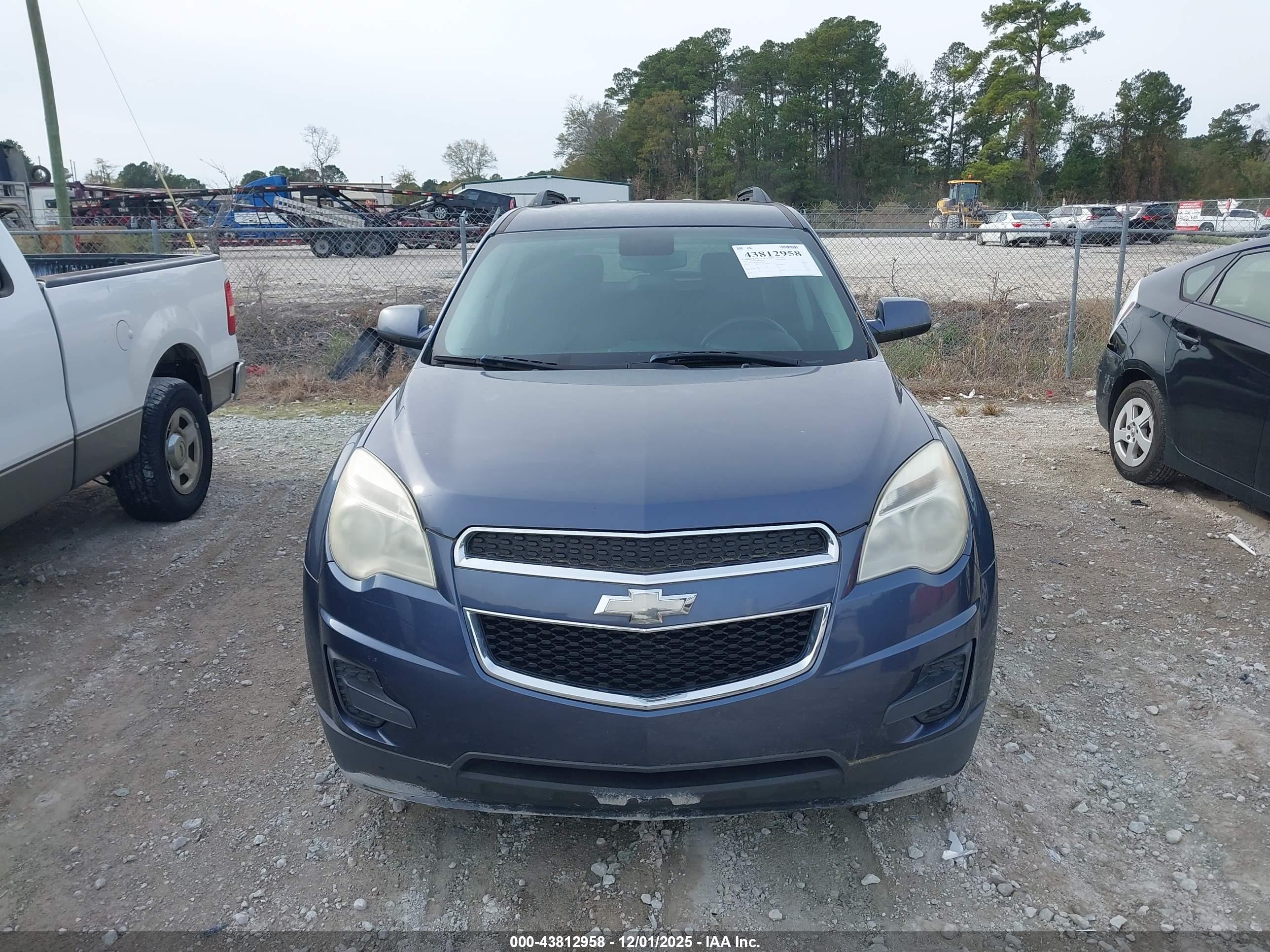 CHEVROLET EQUINOX image 6