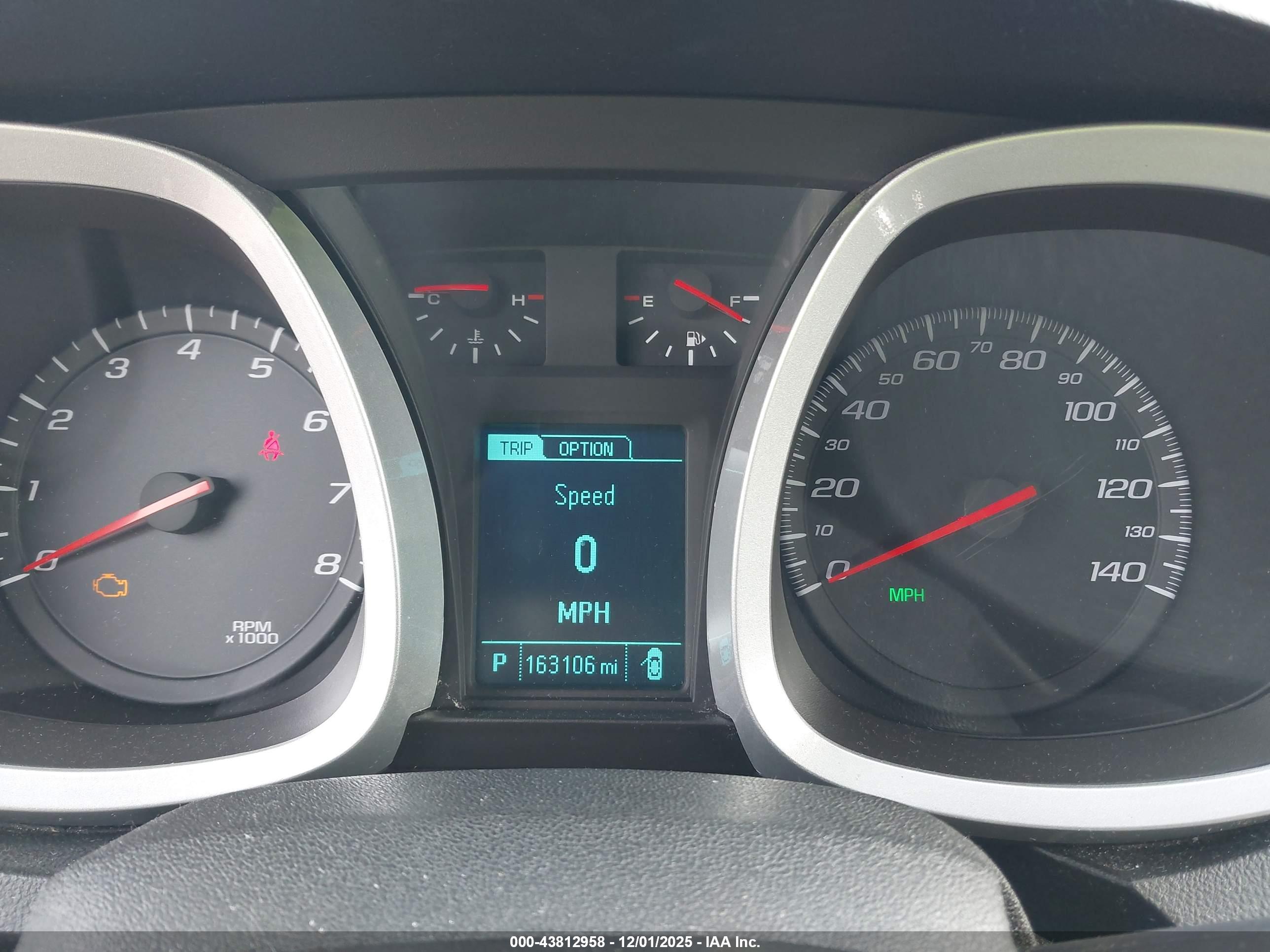 CHEVROLET EQUINOX image 7