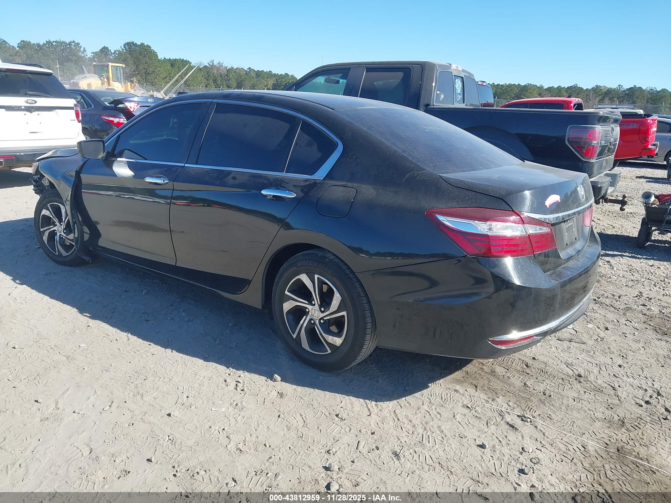 HONDA ACCORD image 3