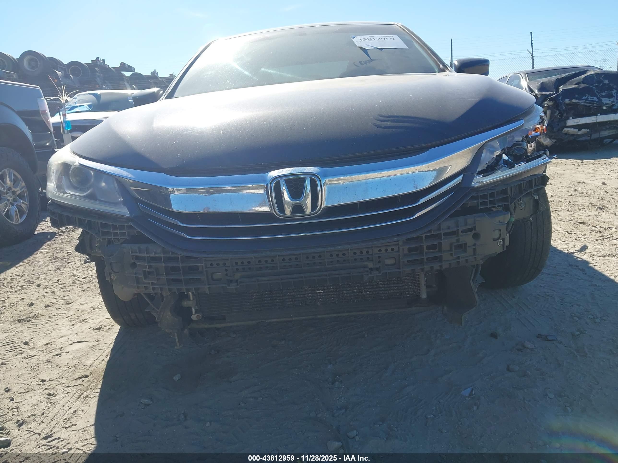 HONDA ACCORD image 6