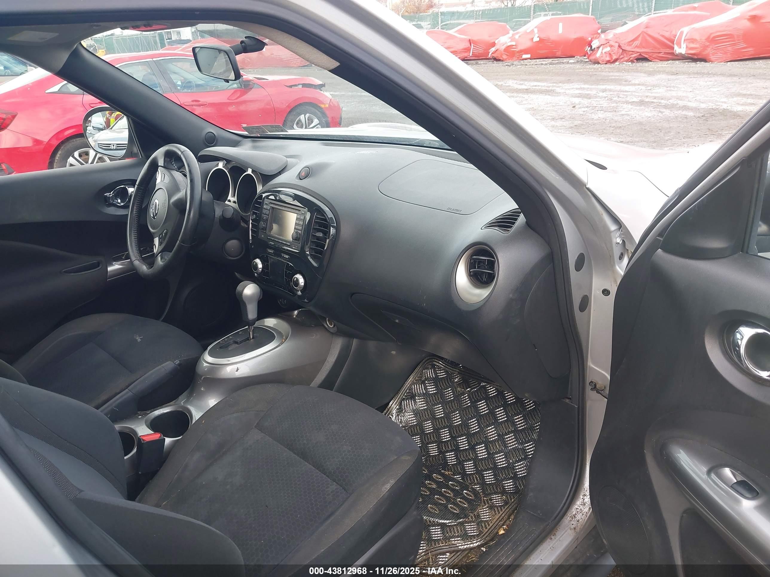 NISSAN JUKE image 5