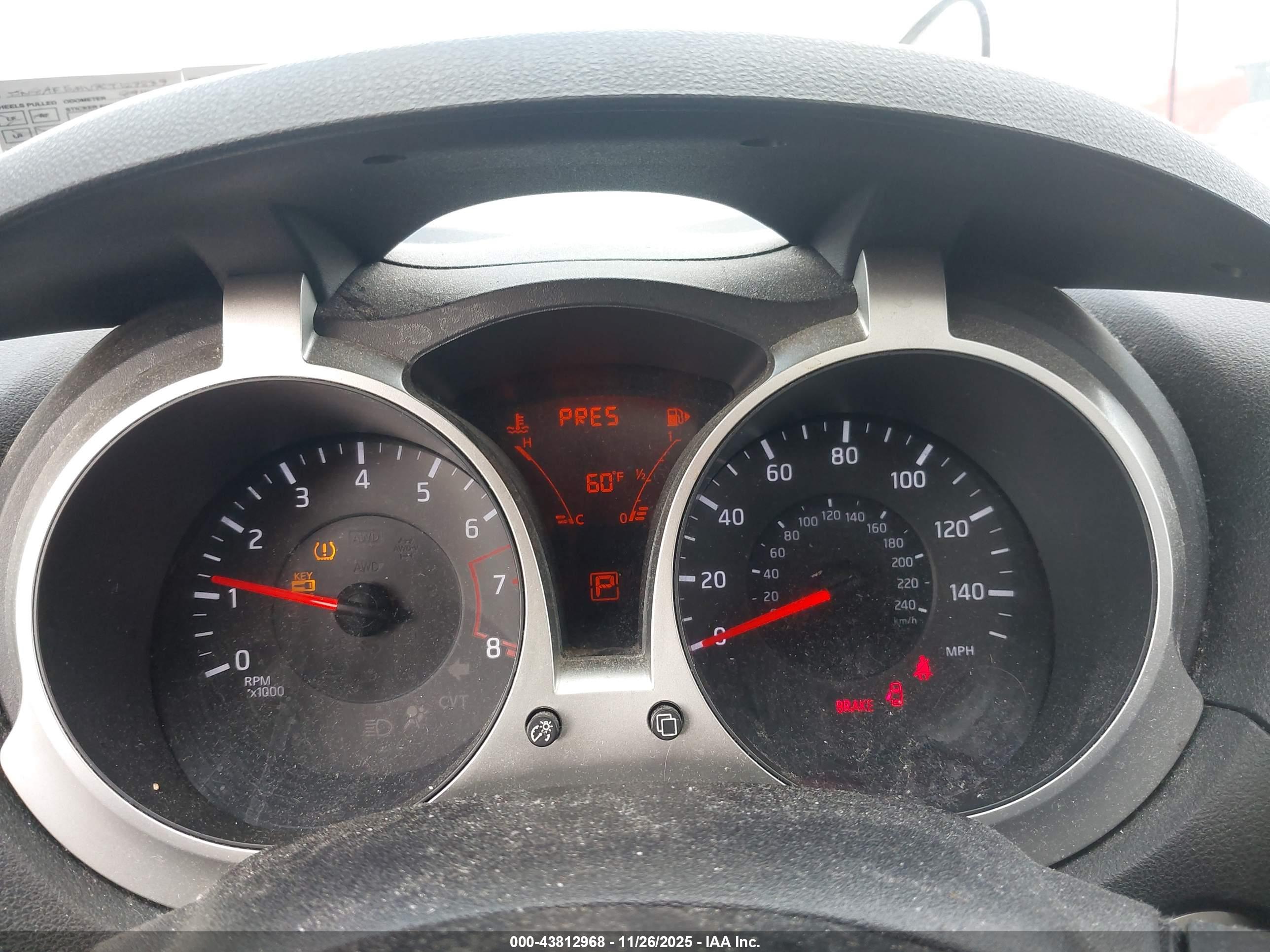 NISSAN JUKE image 7