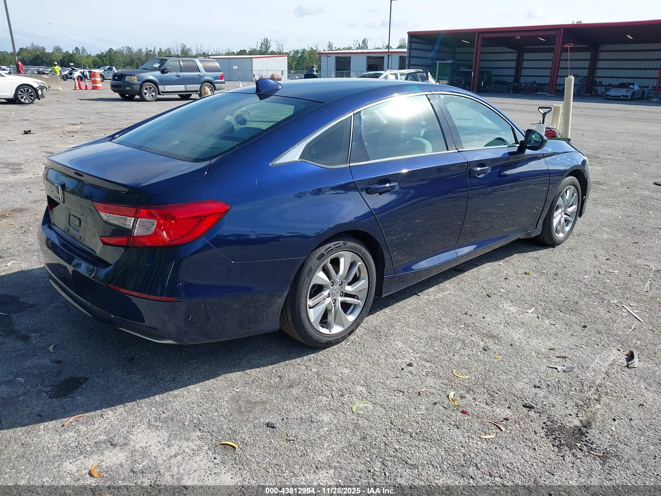 HONDA ACCORD image 4