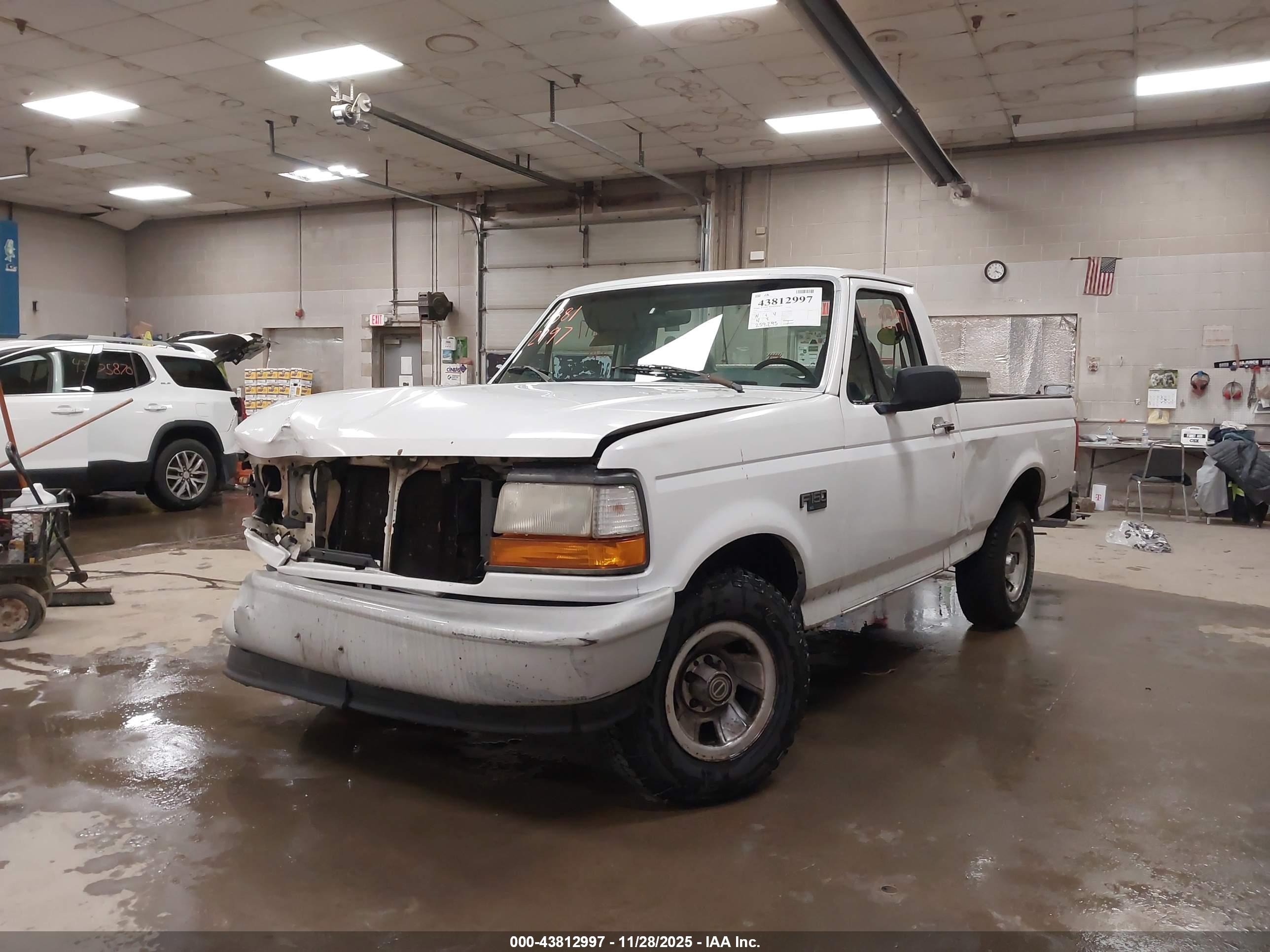 FORD F150 image 2