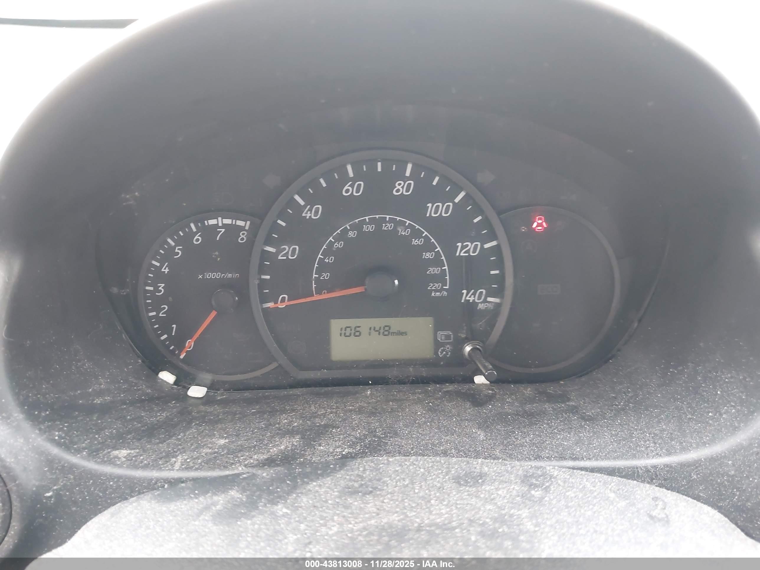 MITSUBISHI MIRAGE image 7